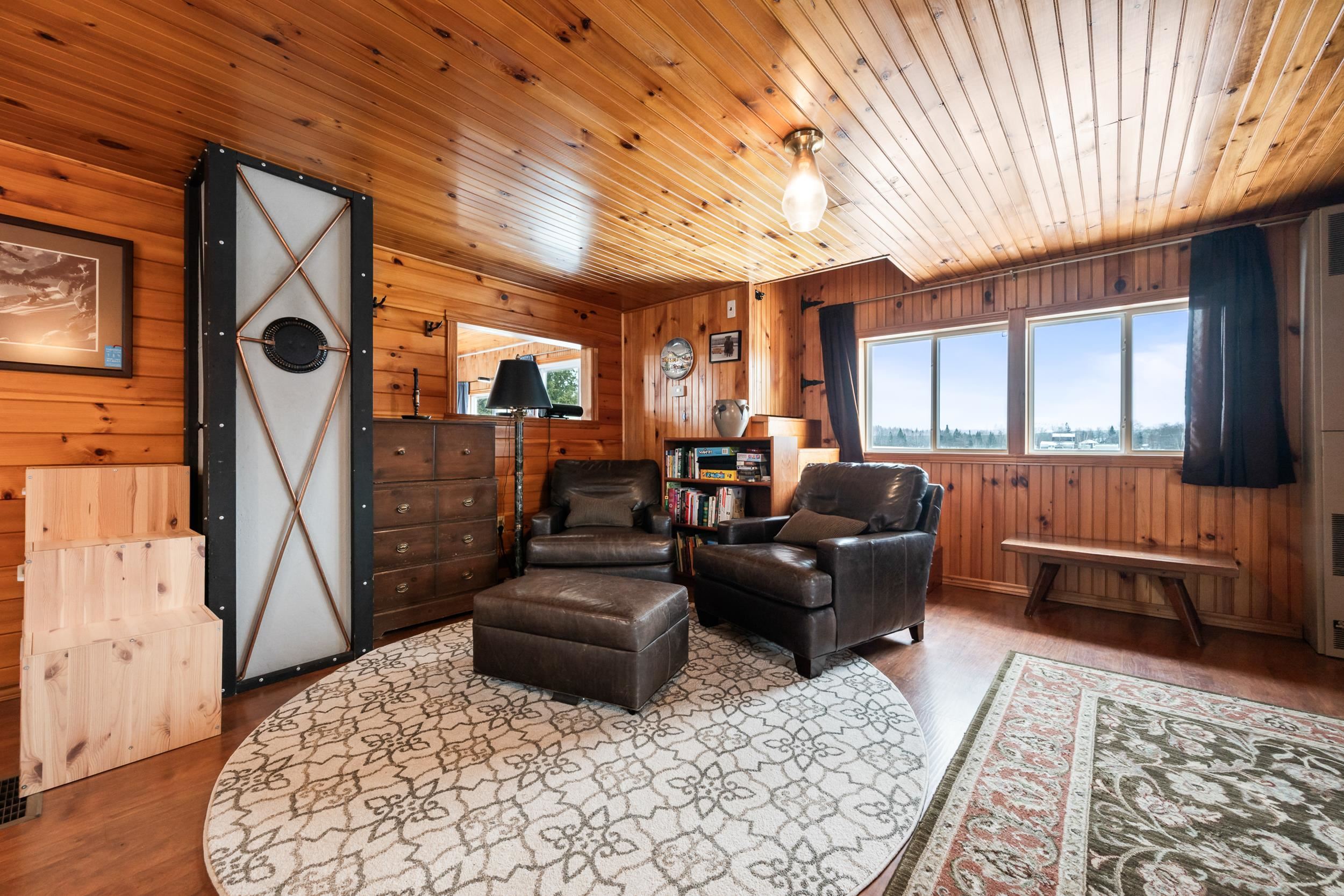 1420 East Side River Rd, Dummer, NH 03588