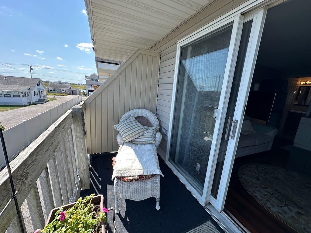 550 Winnacunnet Rd #218, Hampton, NH 03842