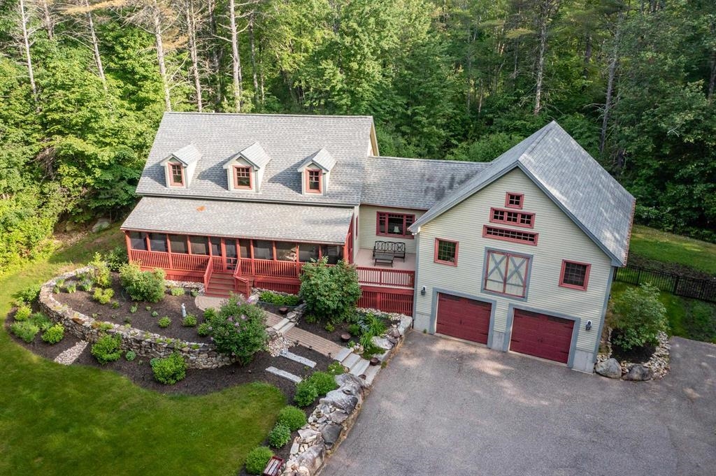 34 Mirror Lake Drive — photo 2