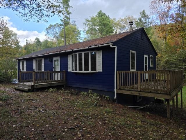 4 Tara Hill Ln, Hinsdale, NH 03451