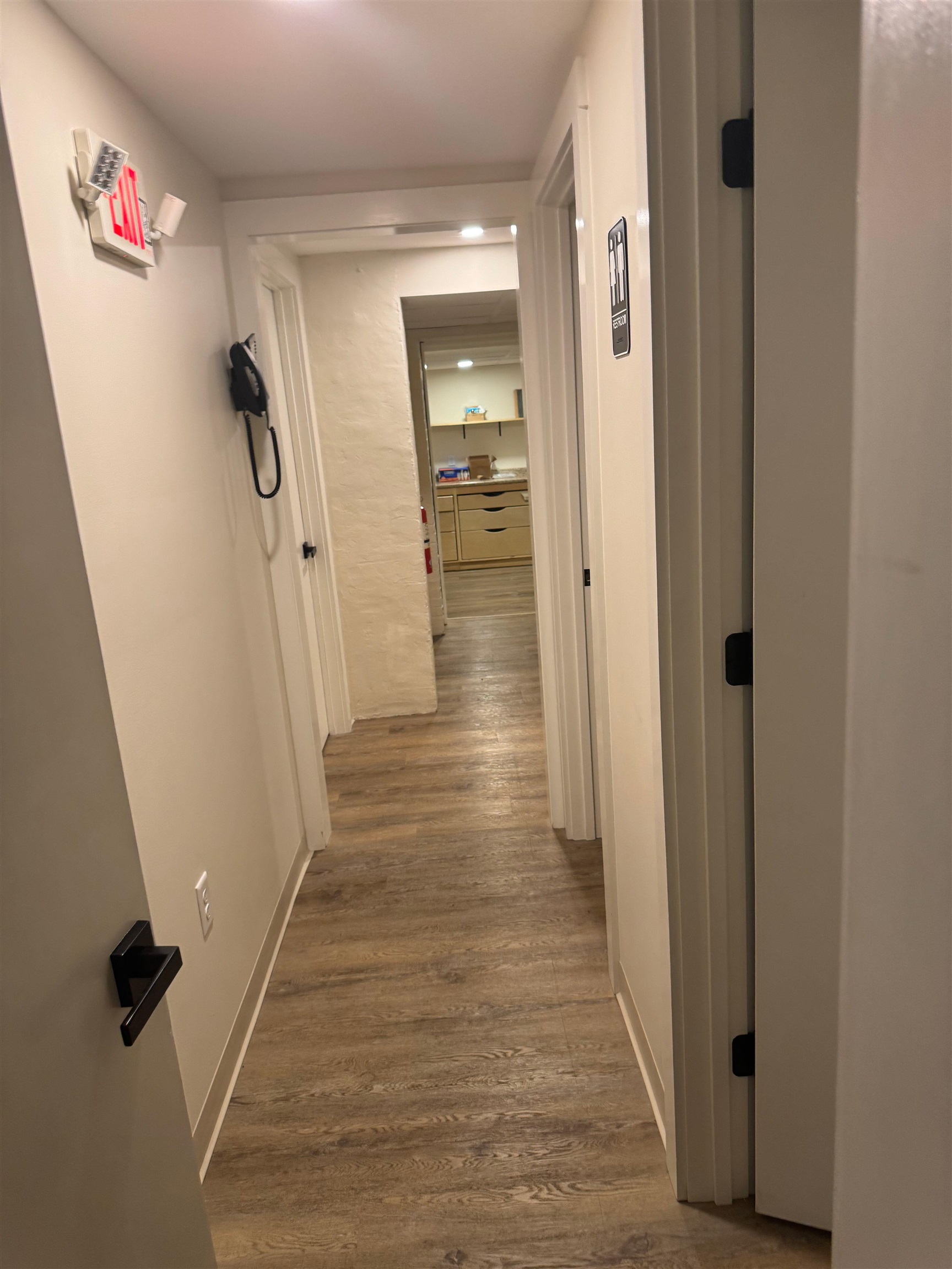 Basement space 24438854