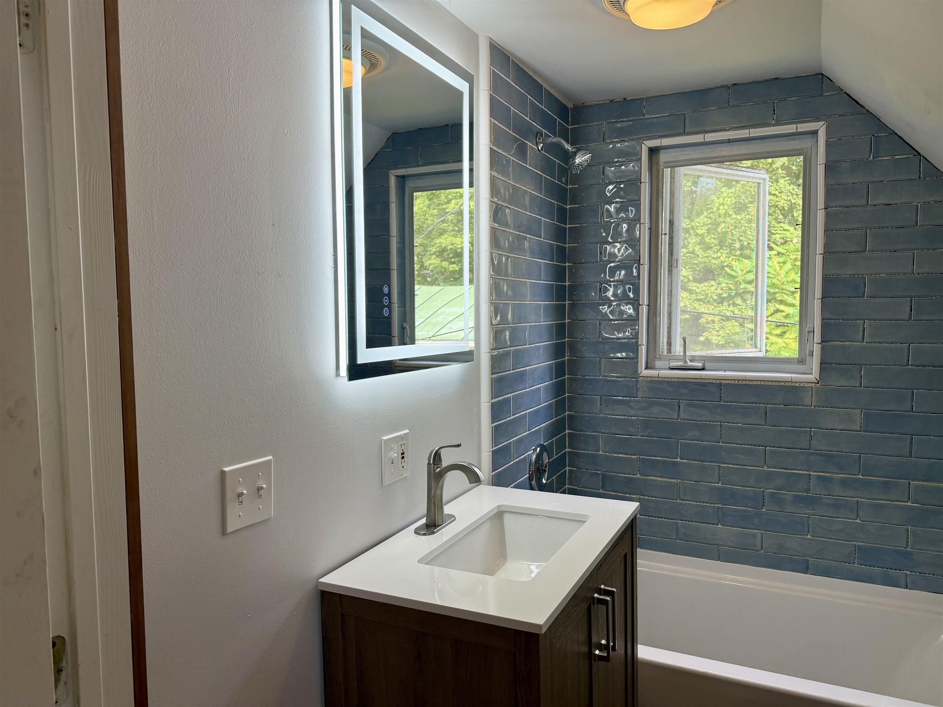 37 Water St, Lebanon, NH 03766