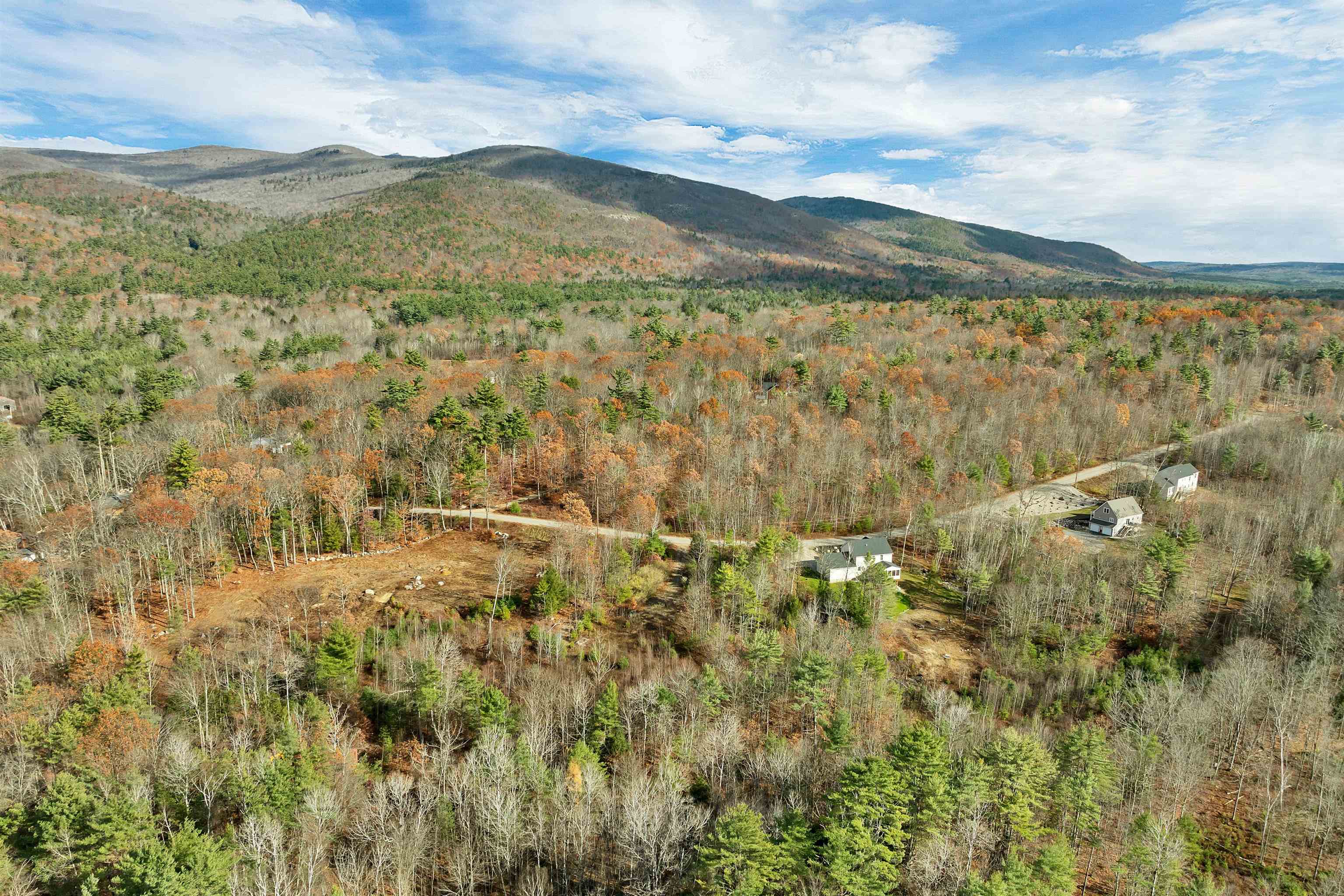 7 Lady Slipper Ln, Moultonborough, NH 03254