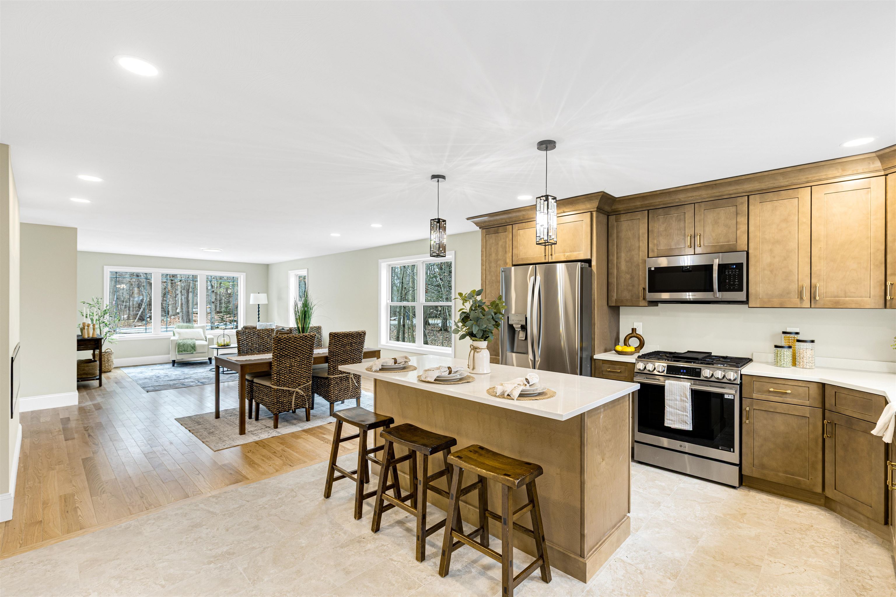 9 Trues Pw, Sandown, NH 03873