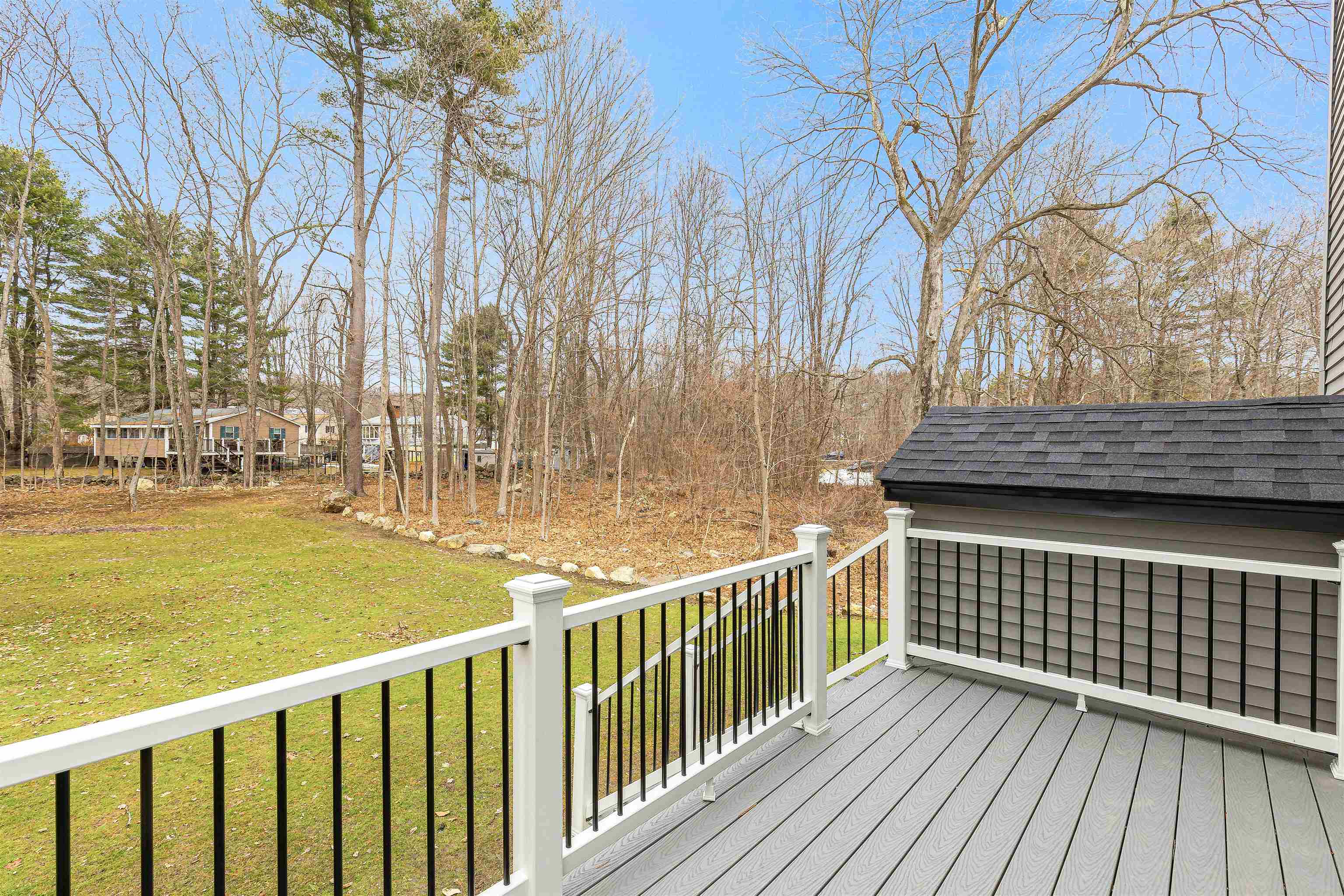 9 Trues Pw, Sandown, NH 03873