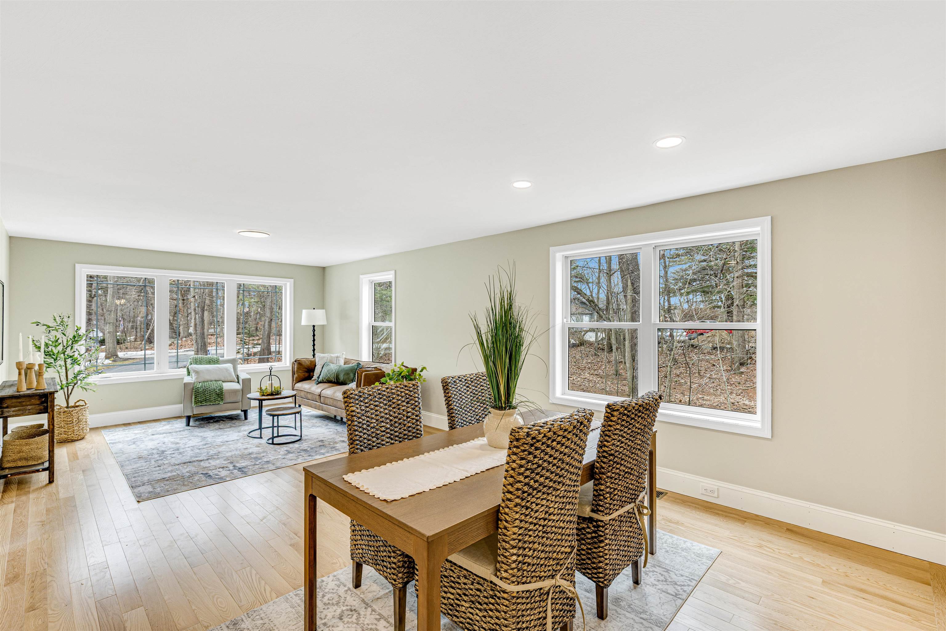 9 Trues Pw, Sandown, NH 03873