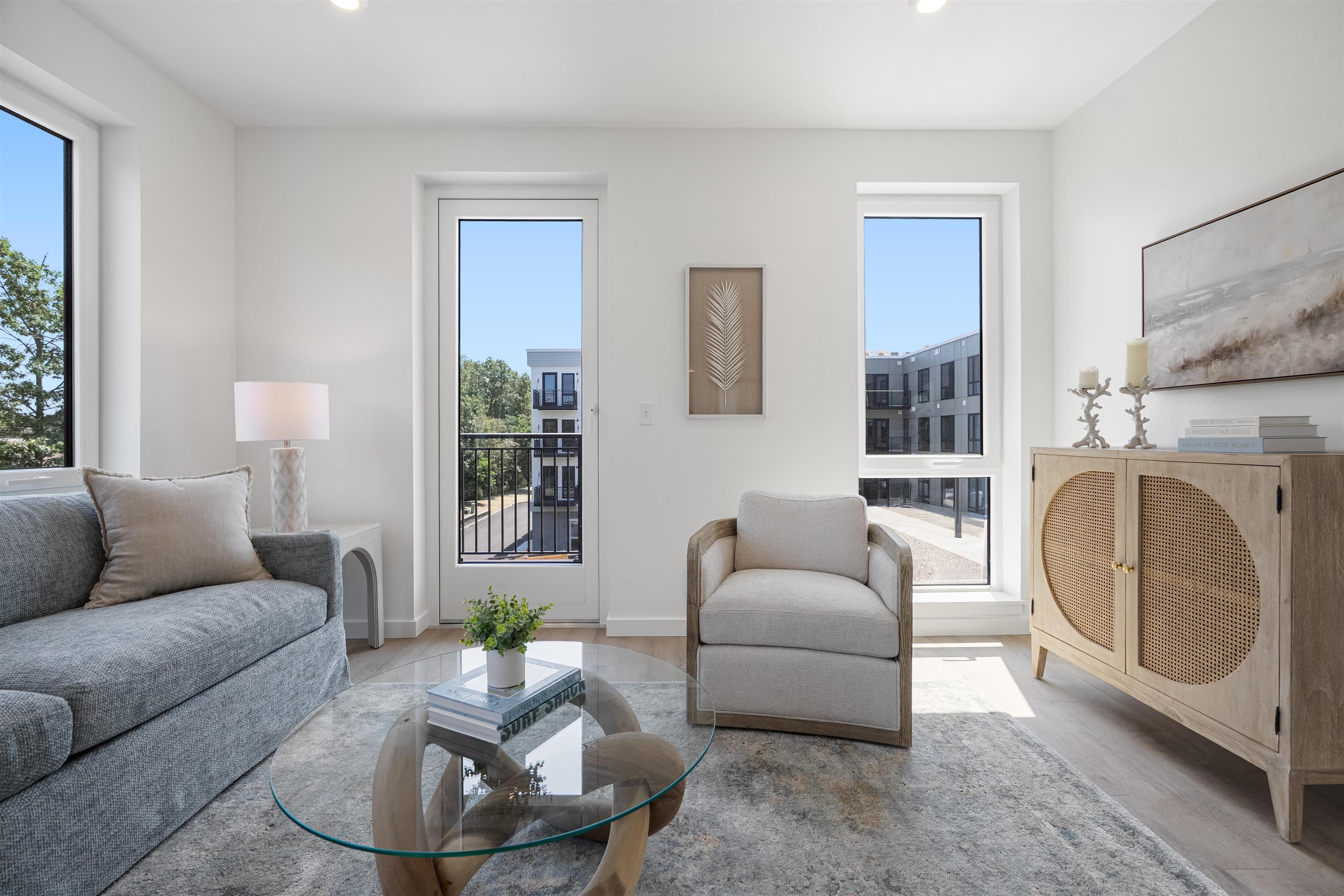 80 Constitution Ave, Portsmouth, NH 03801