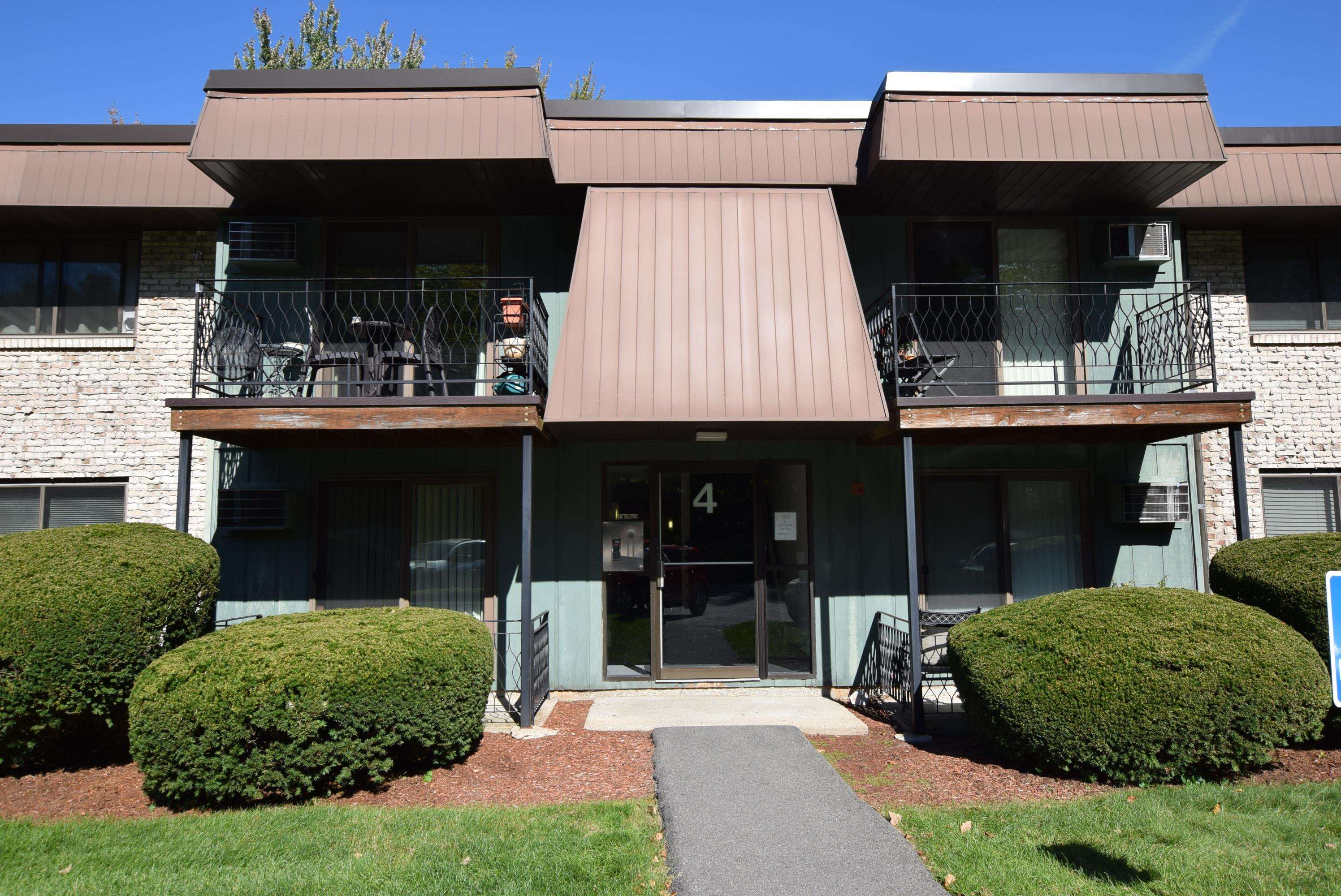 4 Strawberry Bank Rd #12, Nashua, NH 03062-2759