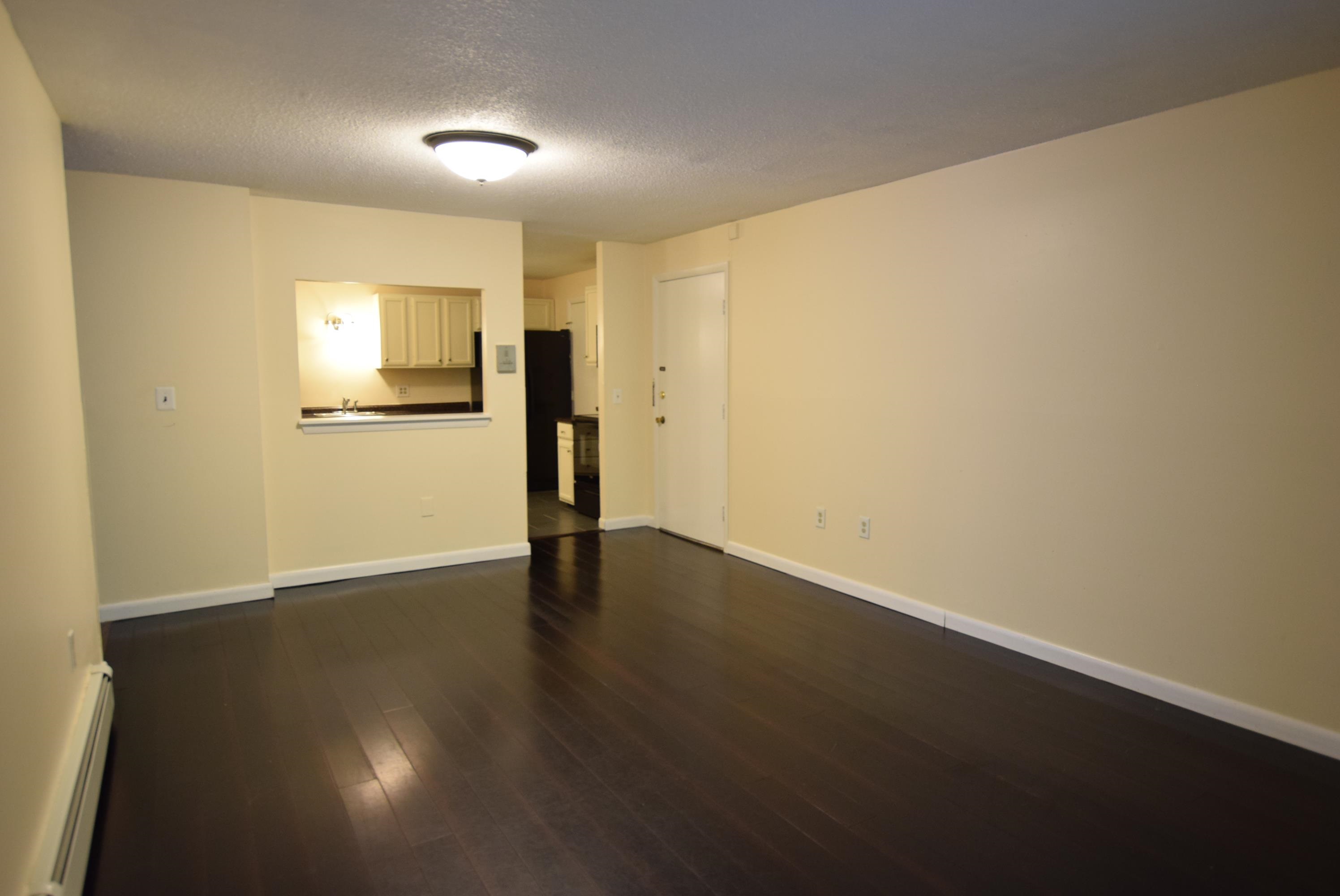 4 Strawberry Bank Rd #12, Nashua, NH 03062-2759