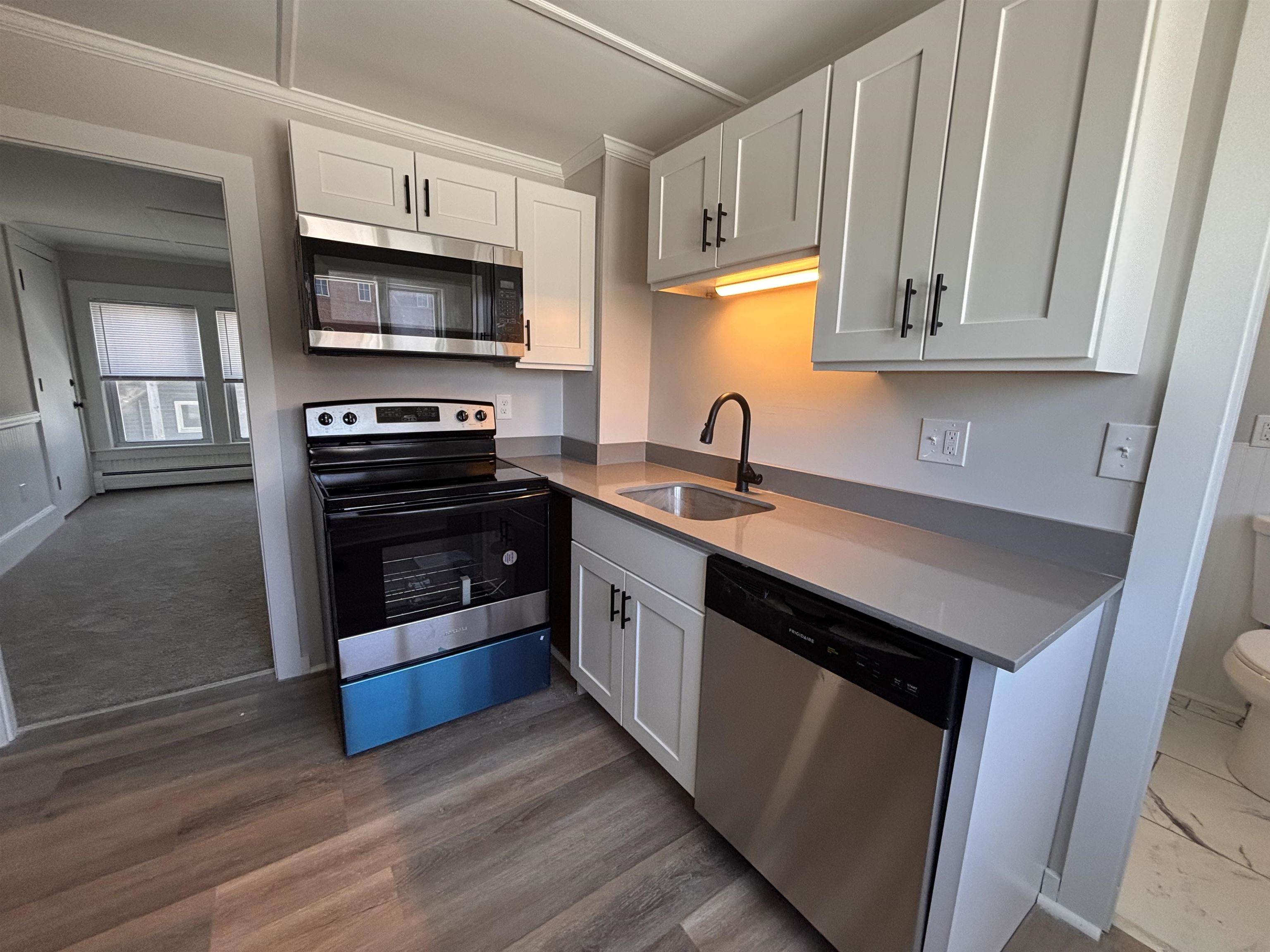 291 Village St, Concord, NH 03303