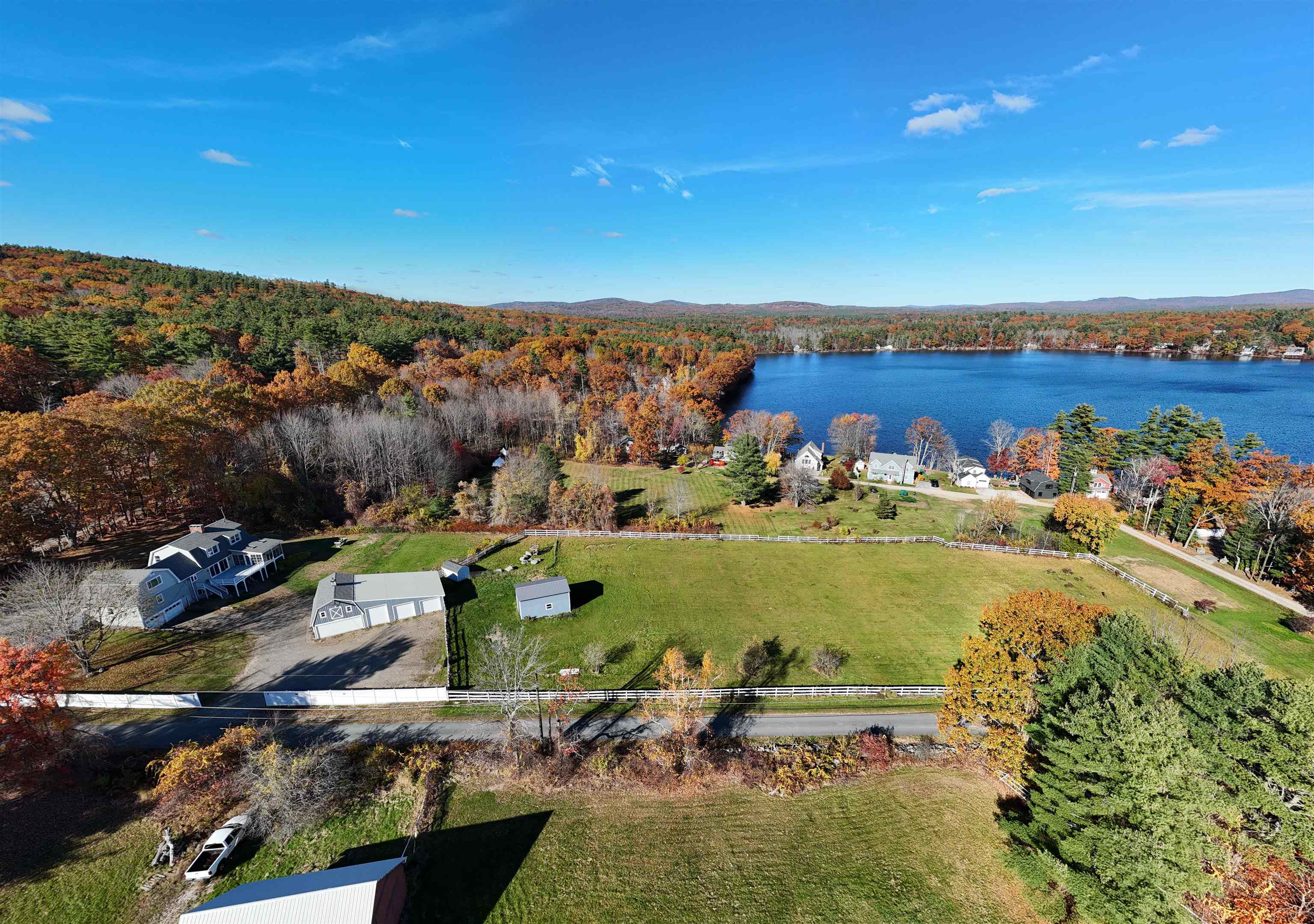 287 North Rd, Deerfield, NH 03037