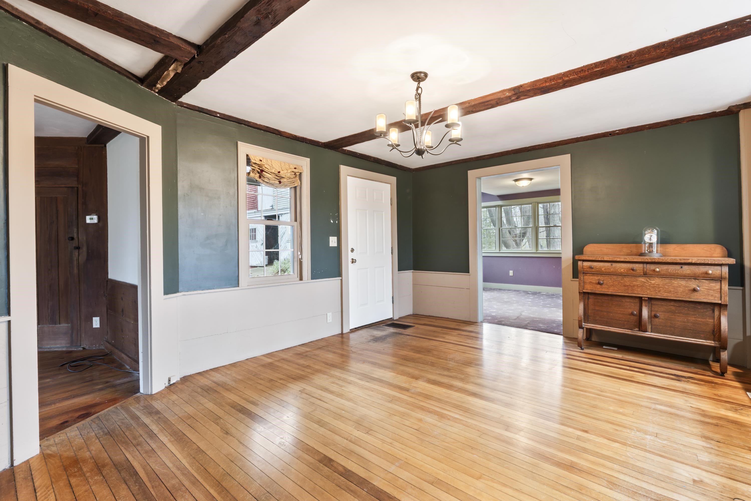 49 Exeter Rd, North Hampton, NH 03862