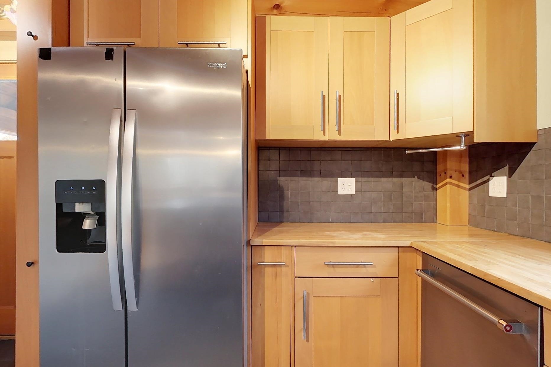 93 Old Milford Rd, Brookline, NH 03033