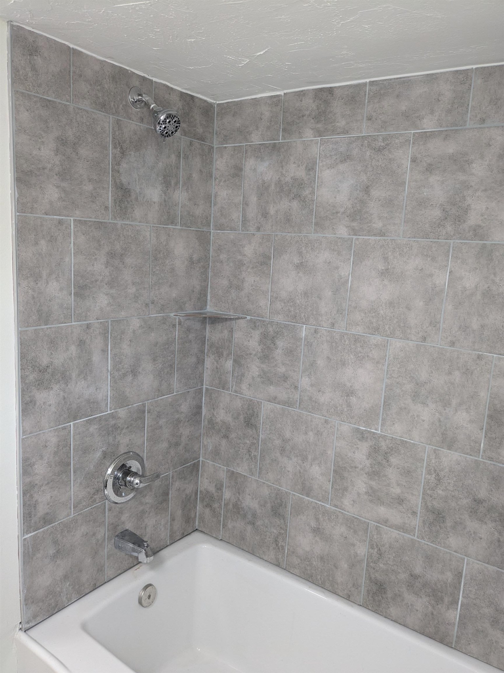 1 Jefferson Ave, Allenstown, NH 03275