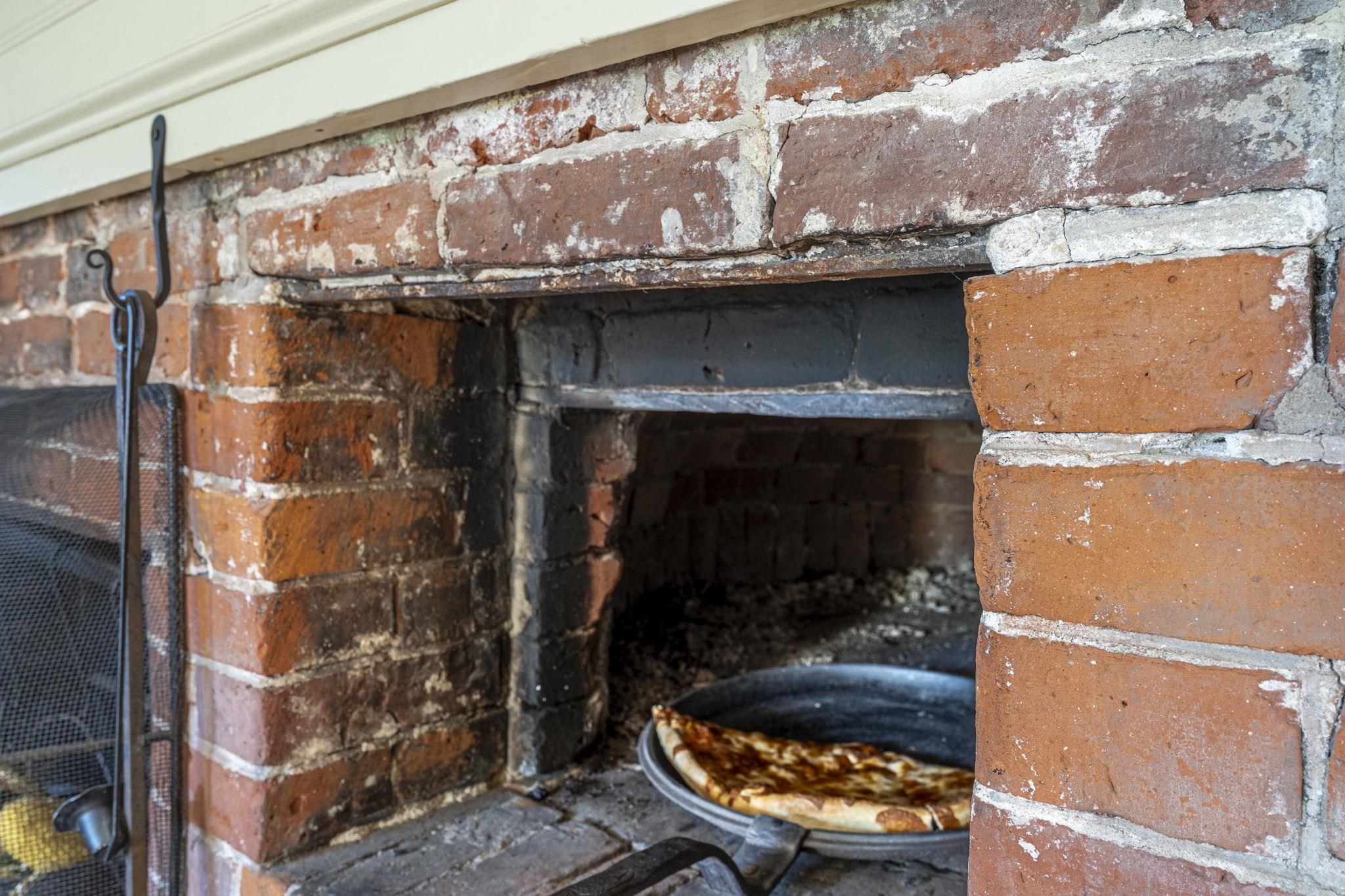 392 High St, Candia, NH 03034