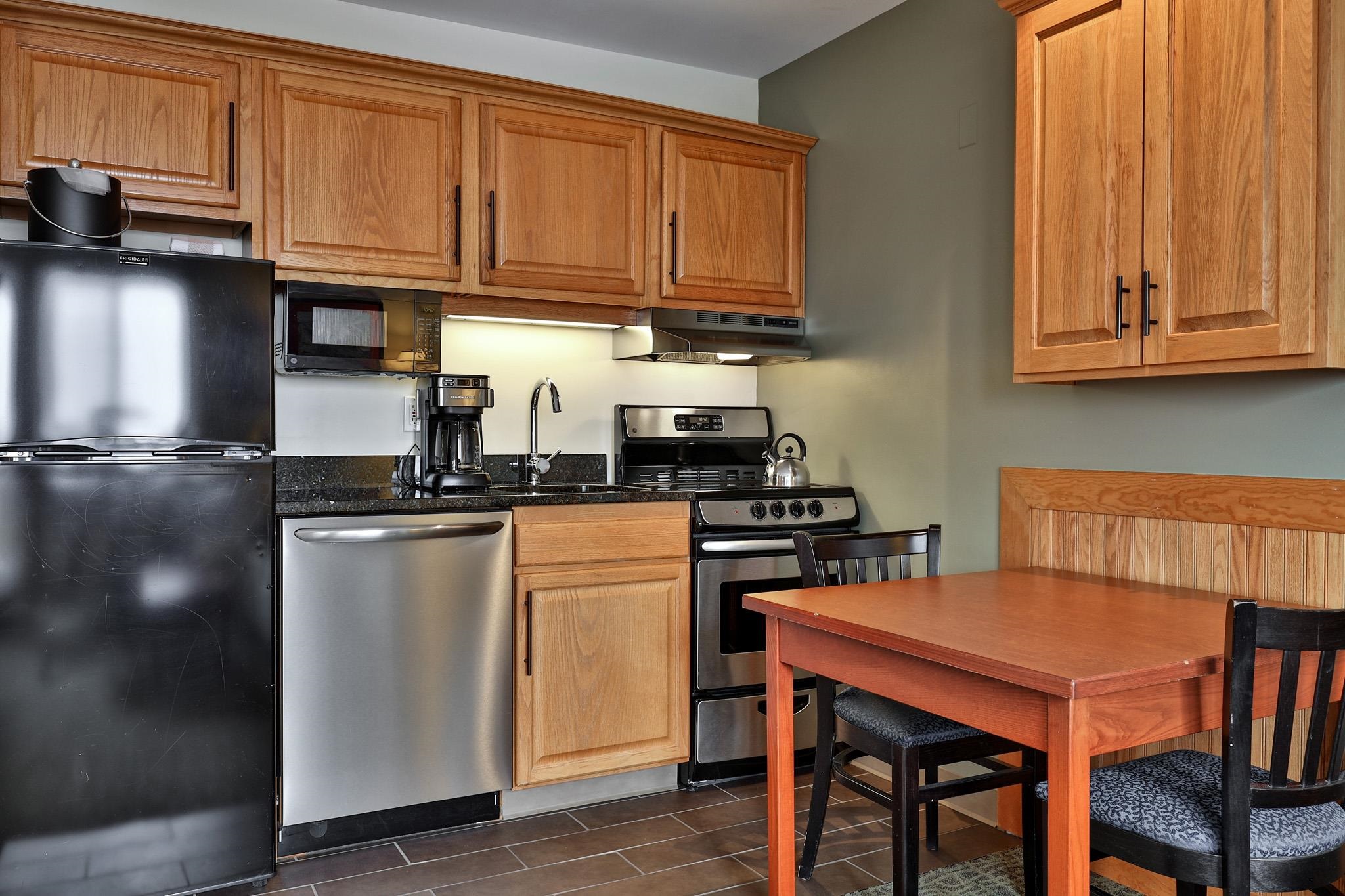 Full Service Kitchen