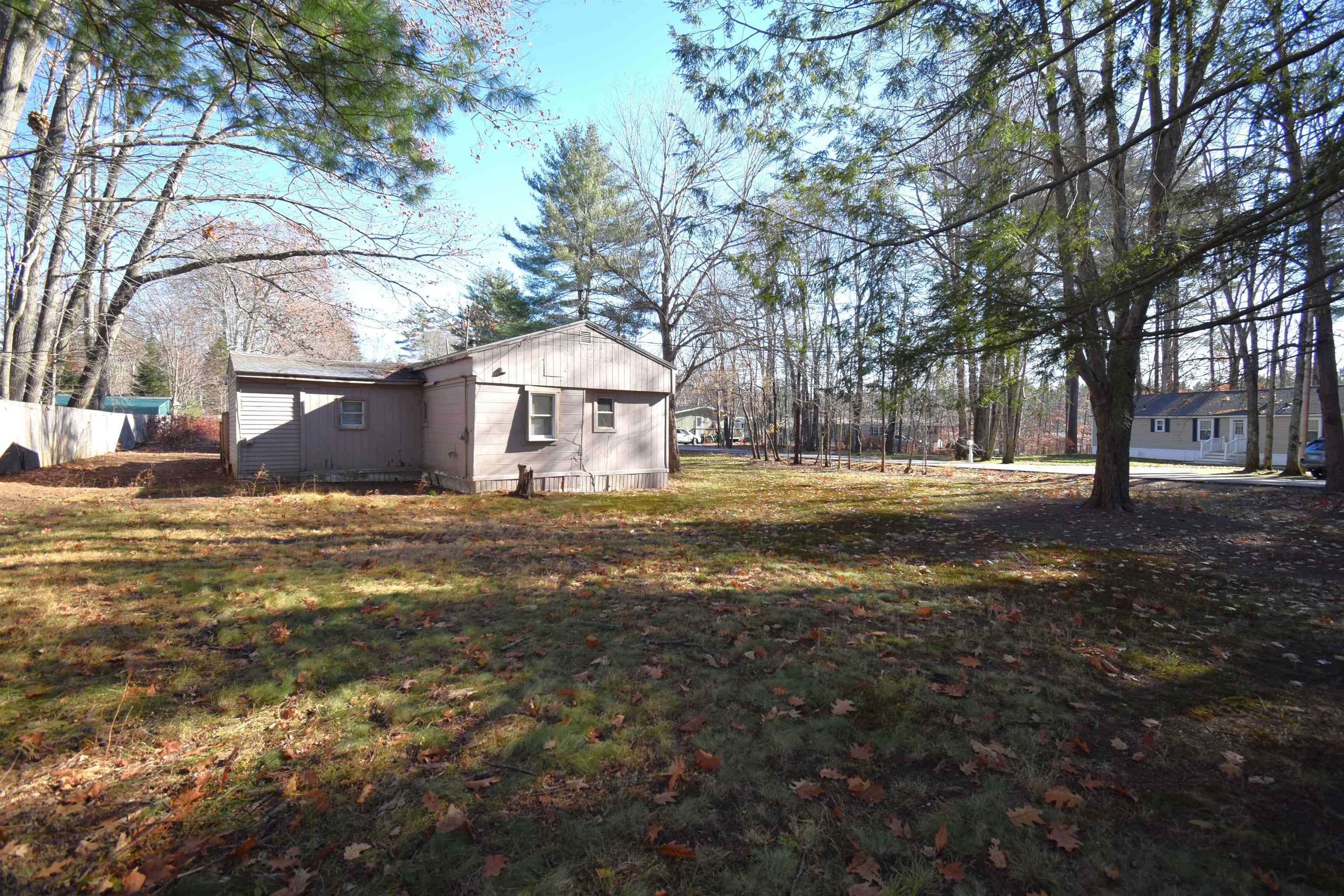 6 Dow St, Exeter, NH 03833