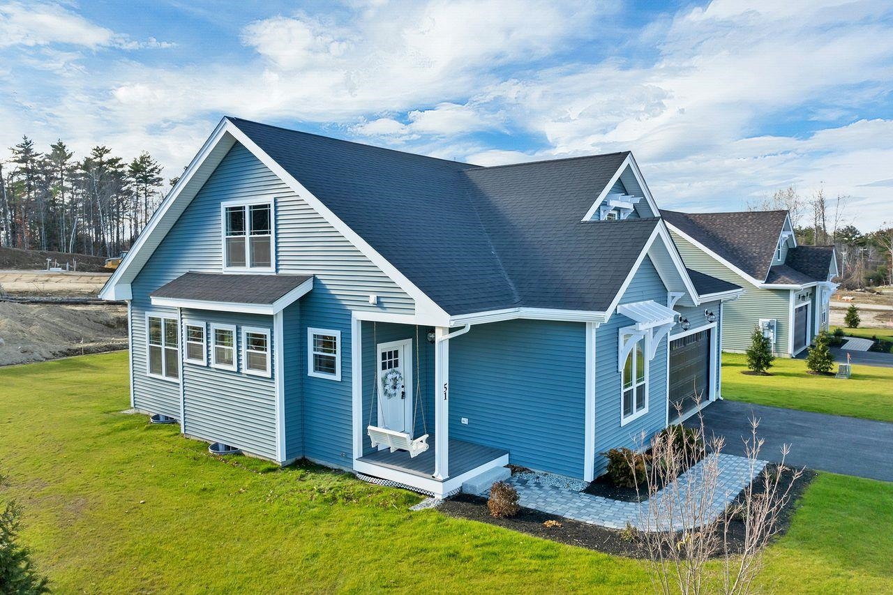 51 Lady Walsingham Way, Laconia, NH 03246