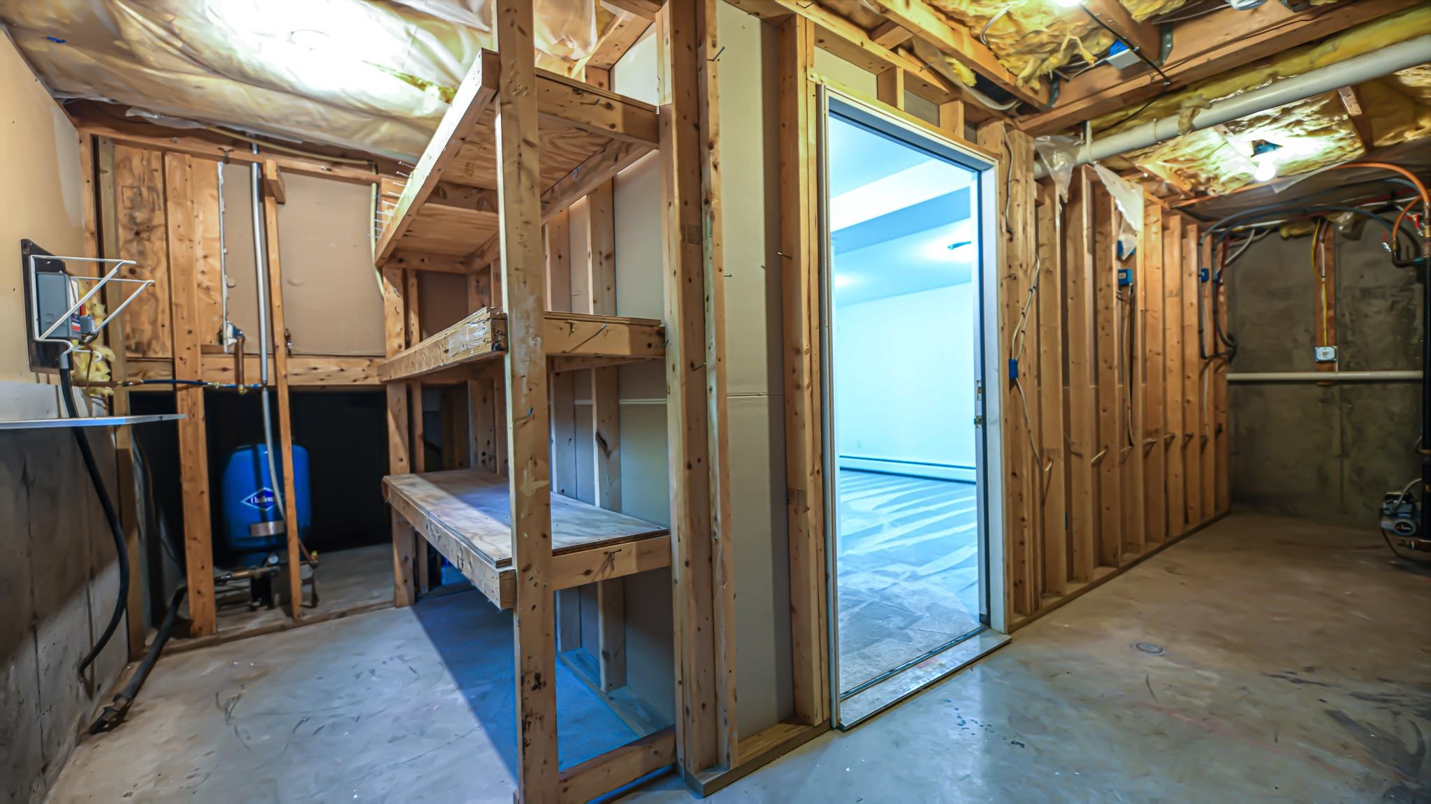 87 Winding Rd, Milton, NH 03851