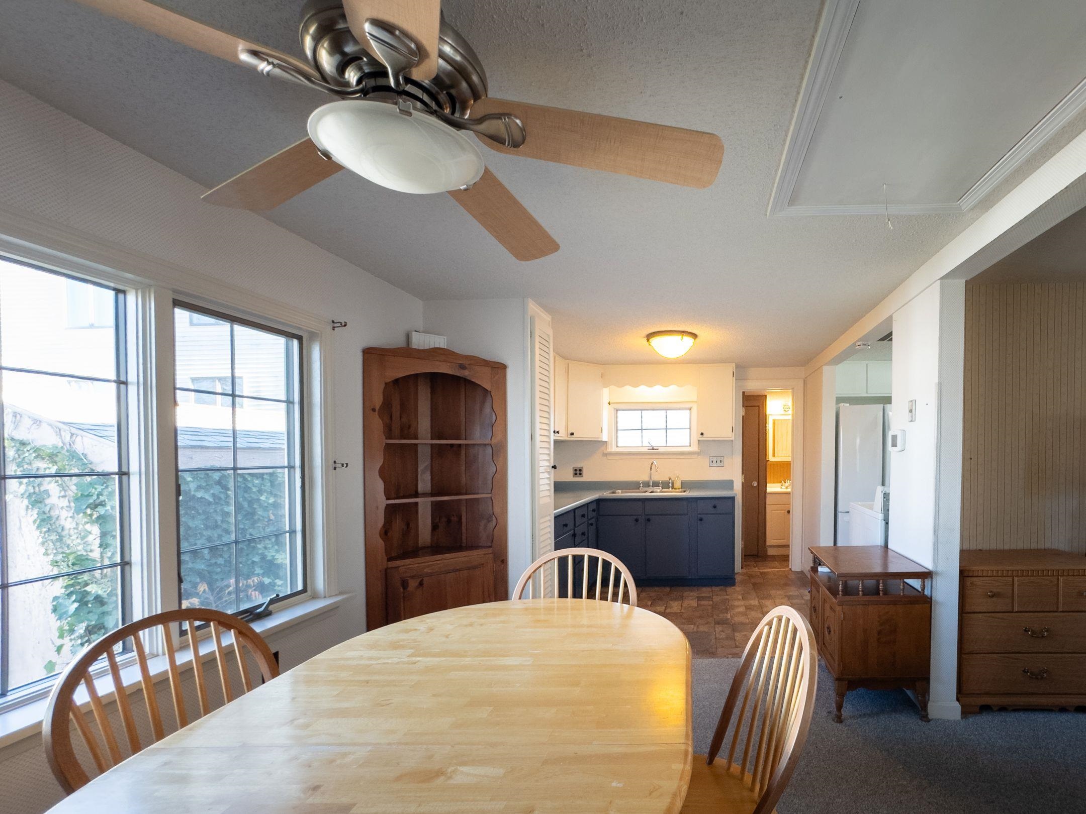 61 Acorn Rd, Hampton, NH 03842