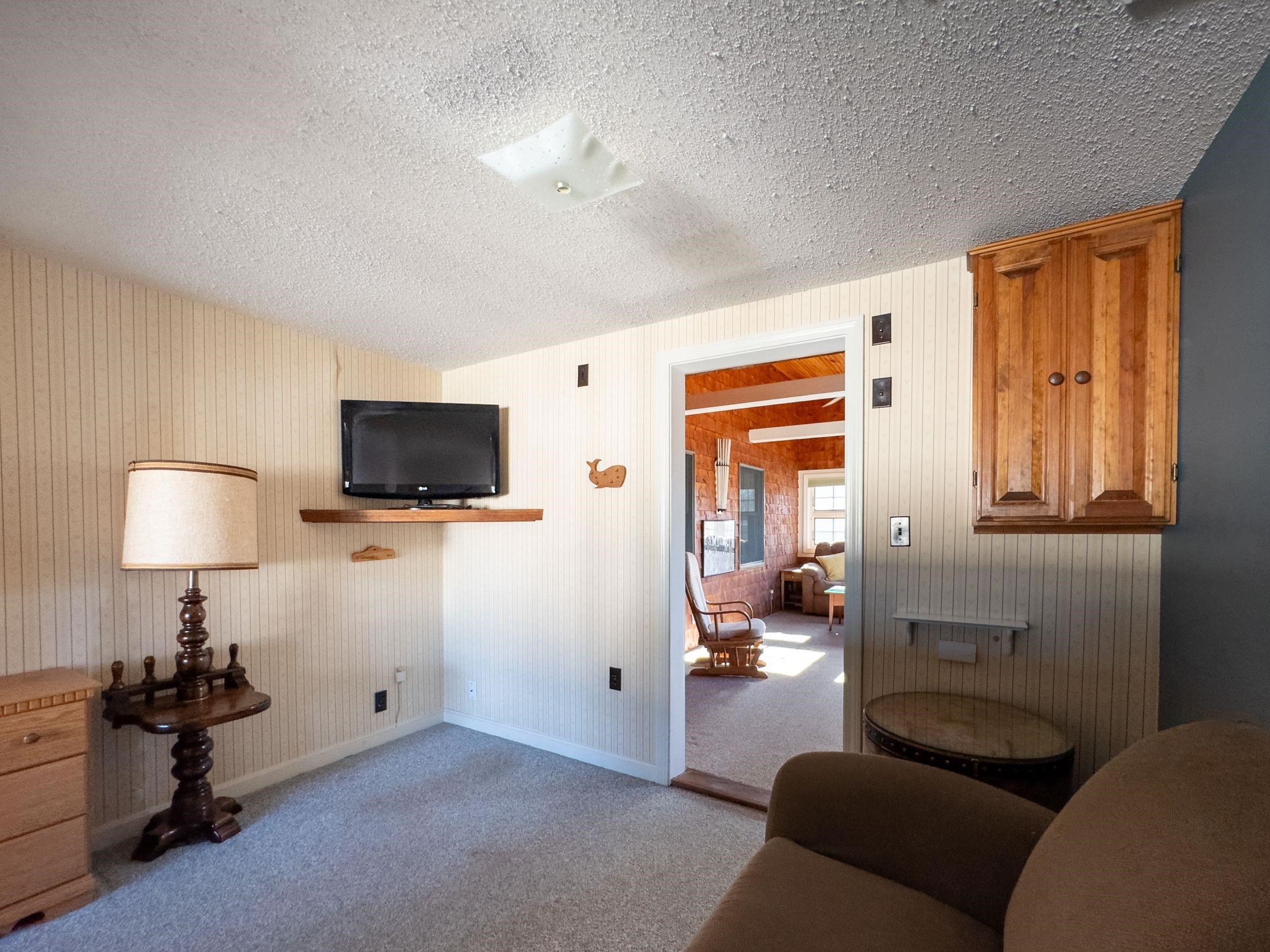 61 Acorn Rd, Hampton, NH 03842