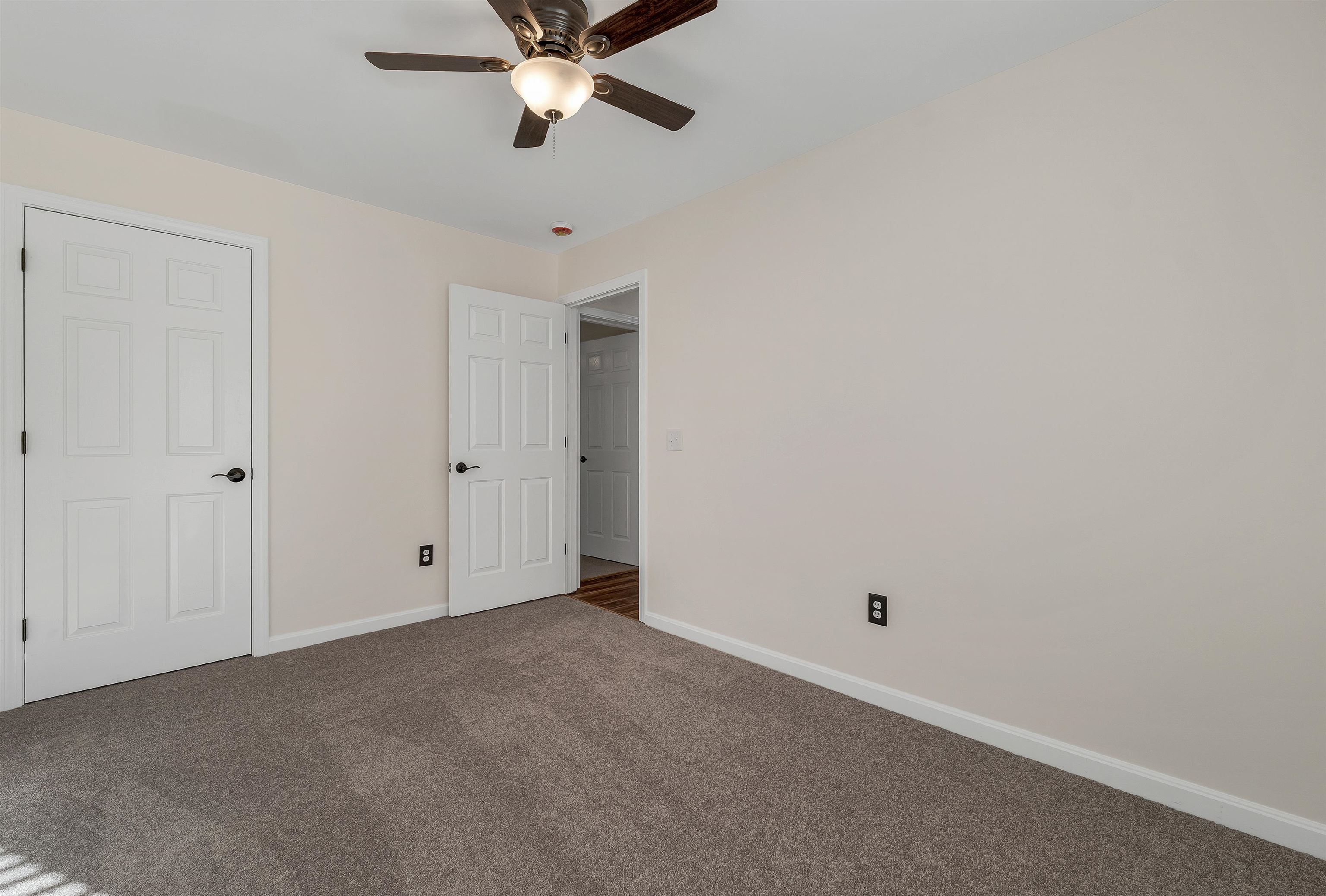 7 Cashell Ln, Webster, NH 03303