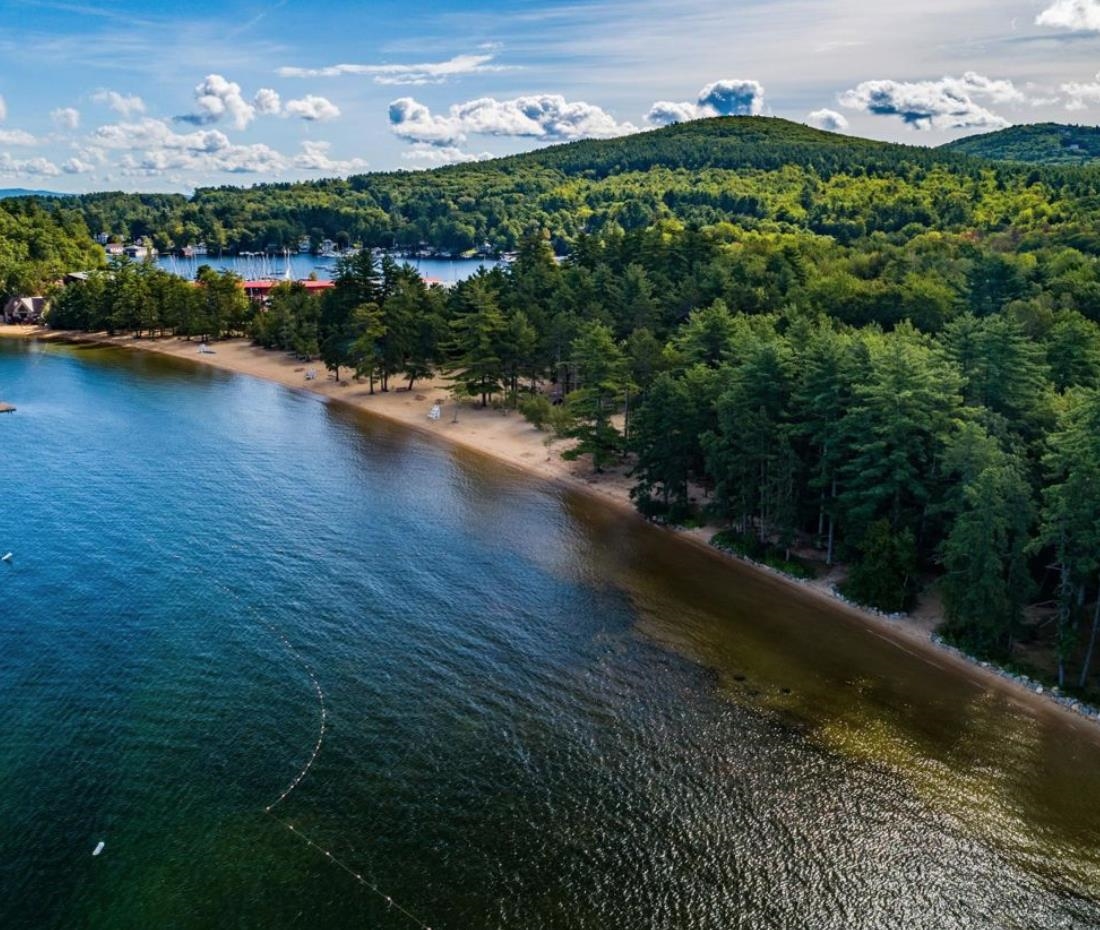 343 Old Lake Shore Rd, Gilford, NH 03249