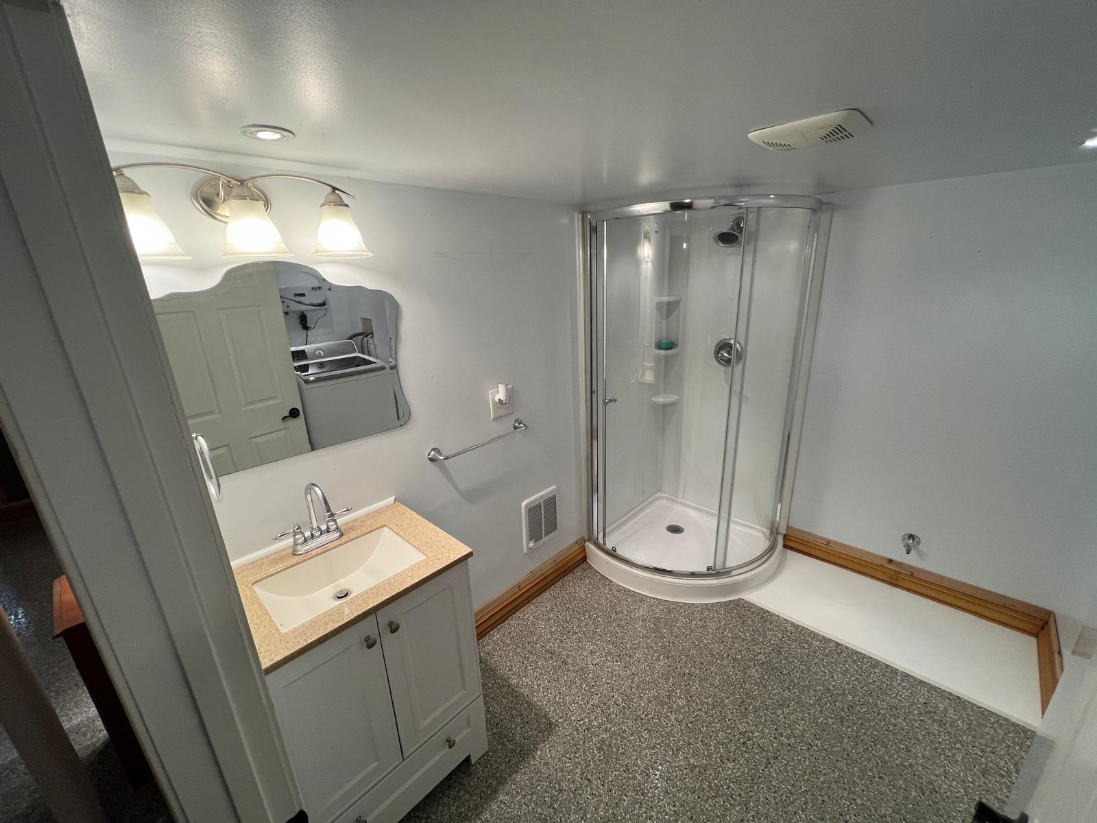 453 Route 101 , Bedford, NH 03110