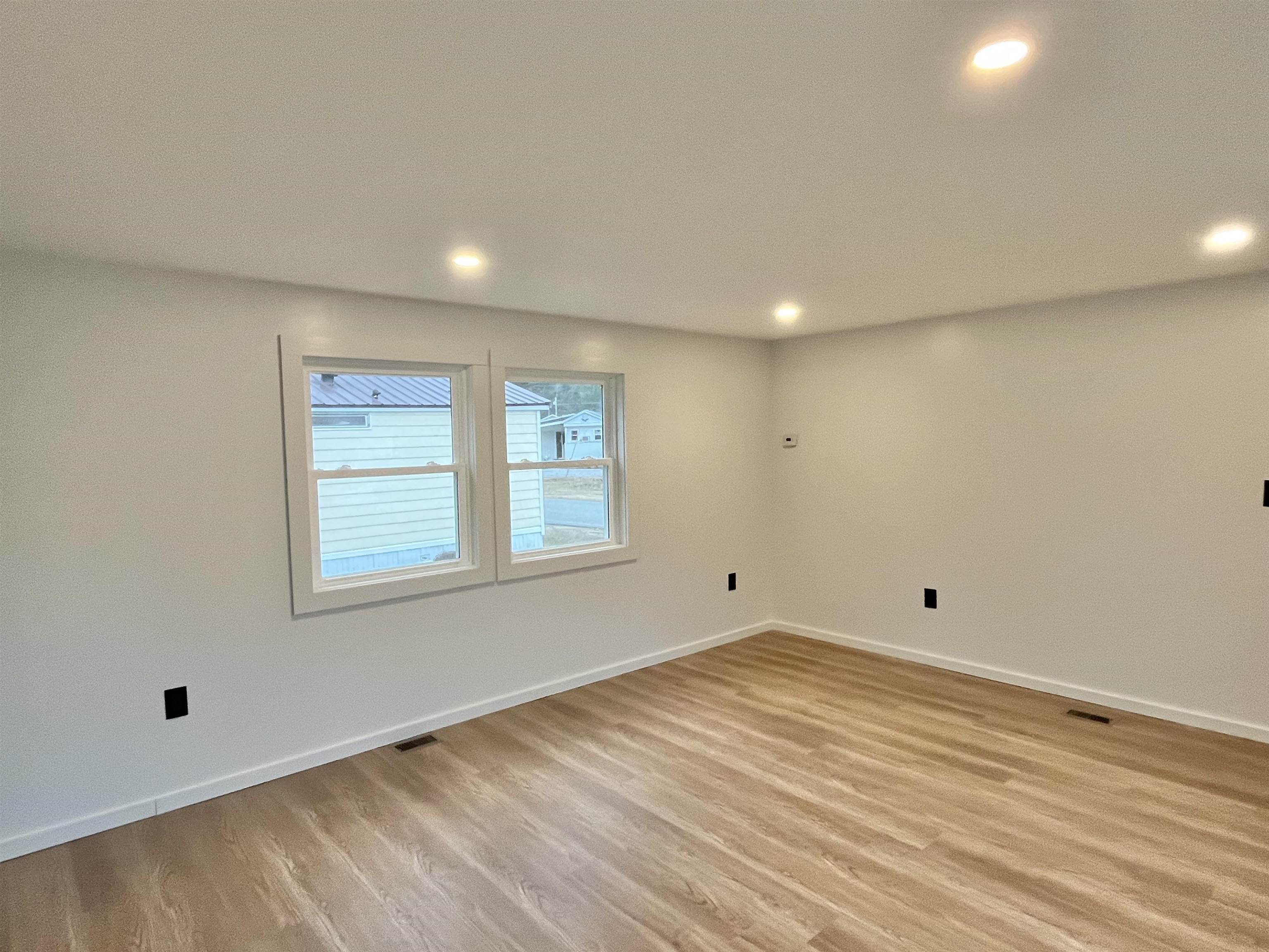 343 Old Lake Shore Rd, Gilford, NH 03249