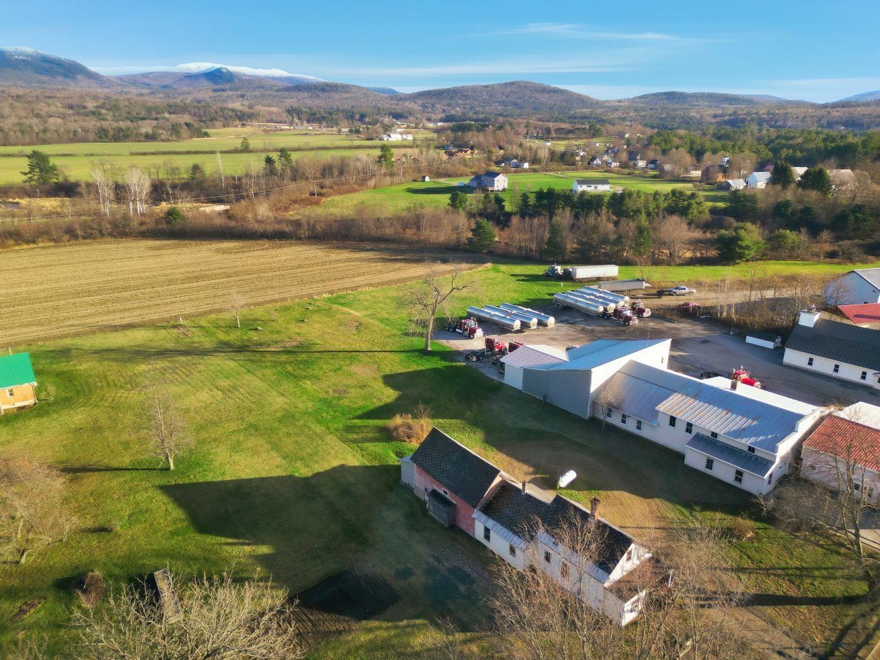 2862 Dartmouth College Hw, Haverhill, NH 03774