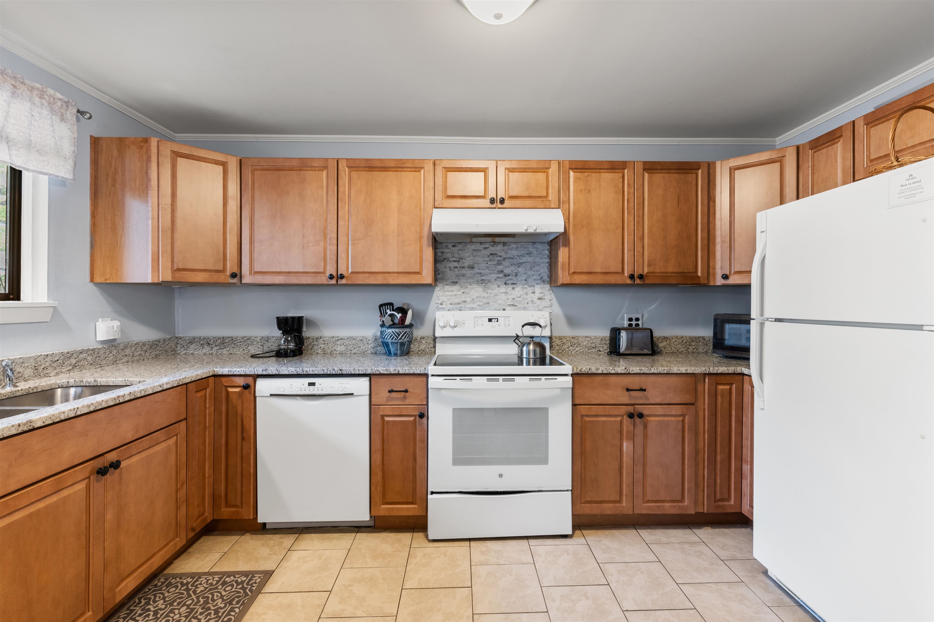 42 Wylie Ct, Conway, NH 03818