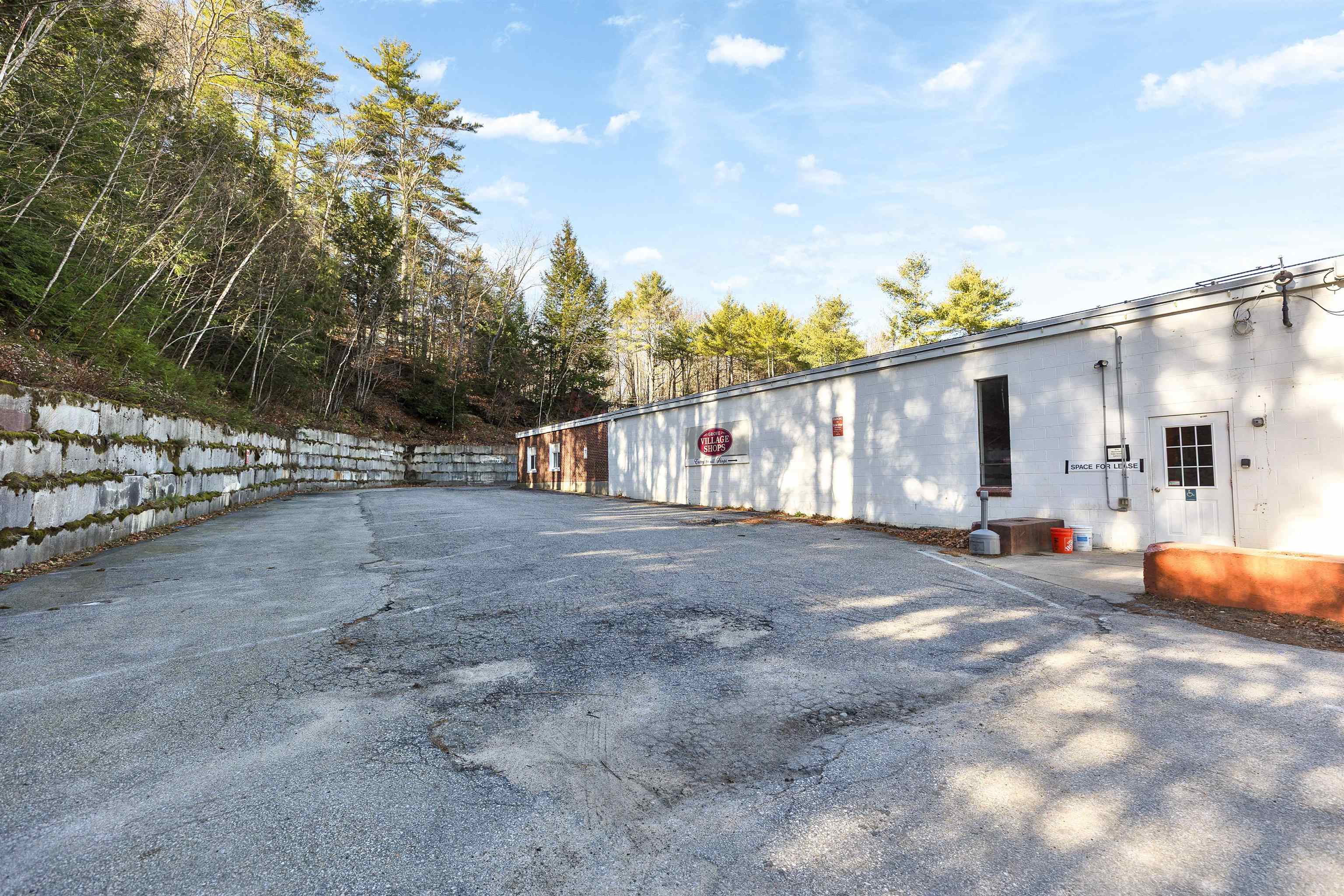 43 Grove St, Peterborough, NH 03458