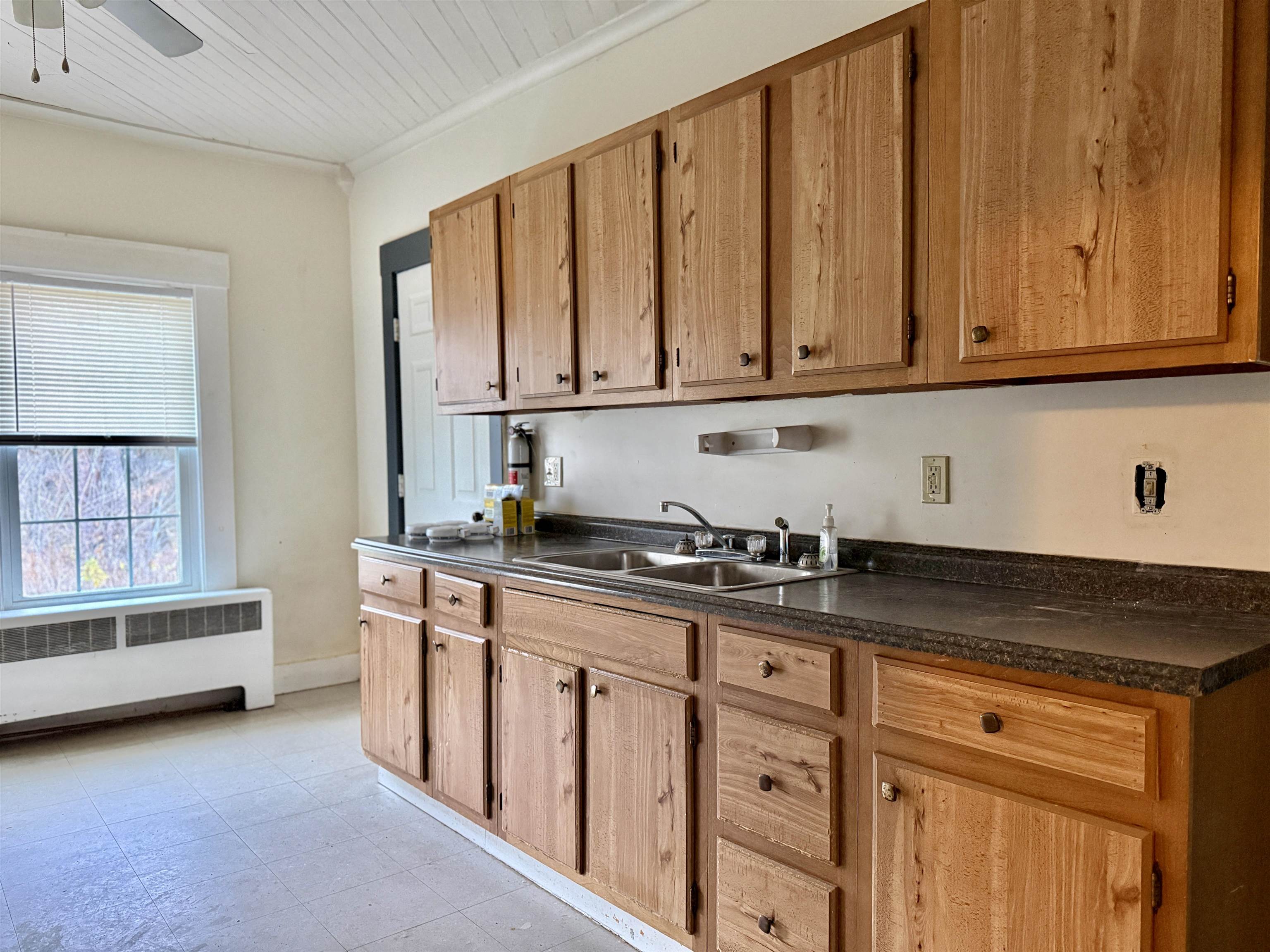 56 Jefferson Rd, Whitefield, NH 03598