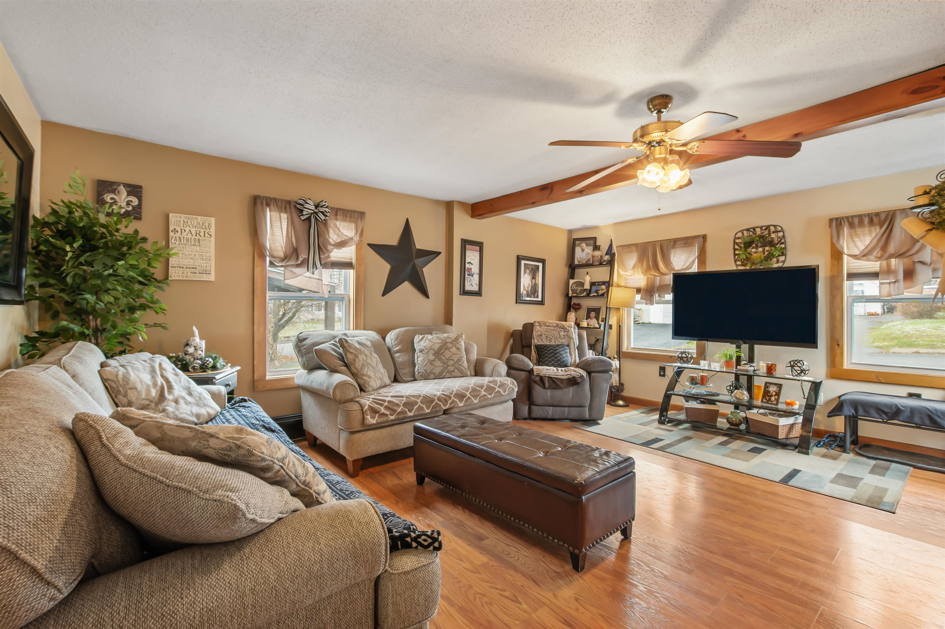 665 Gendron St, Berlin, NH 03570