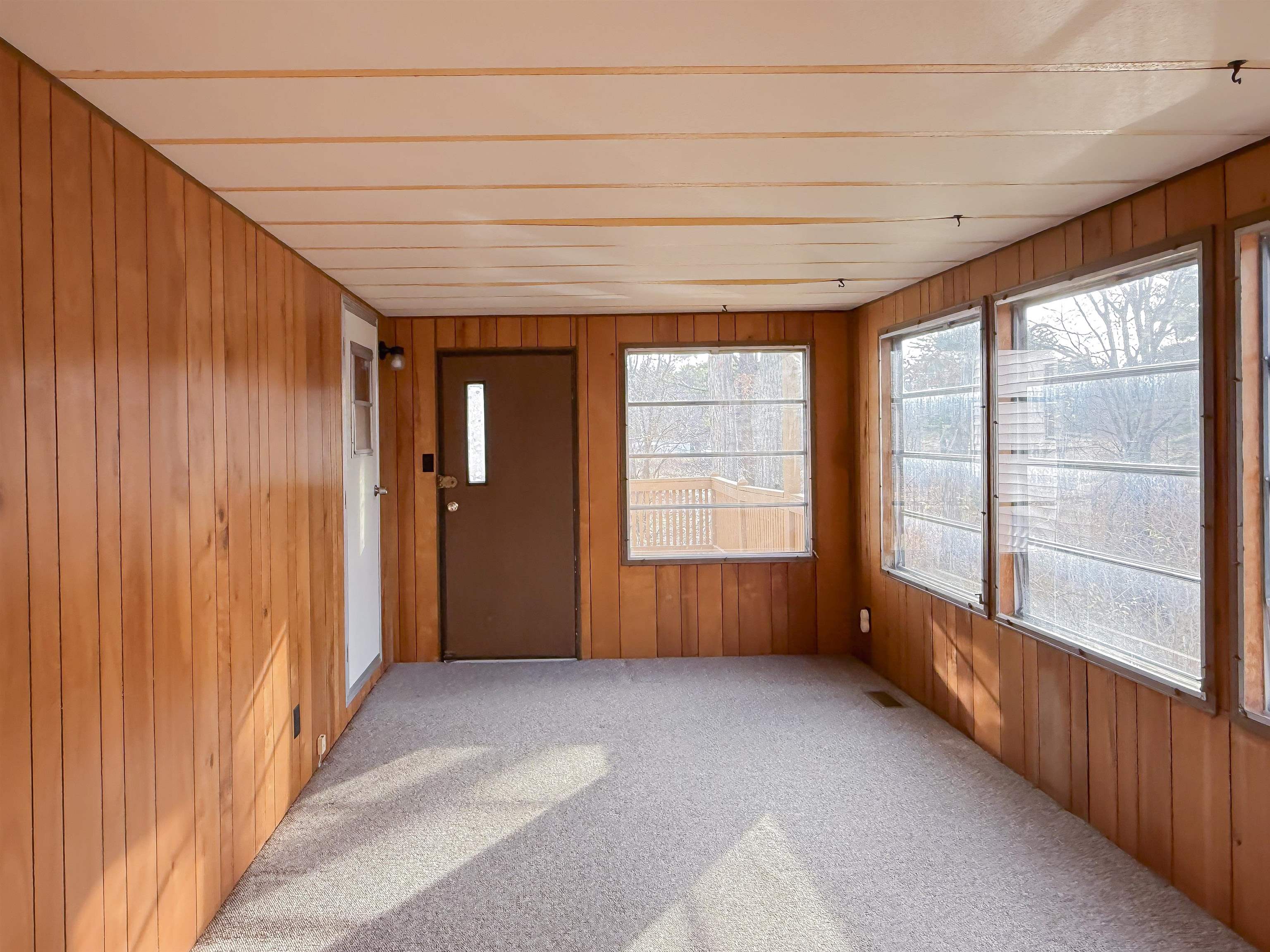 807 Nottingham Dr, Exeter, NH 03833