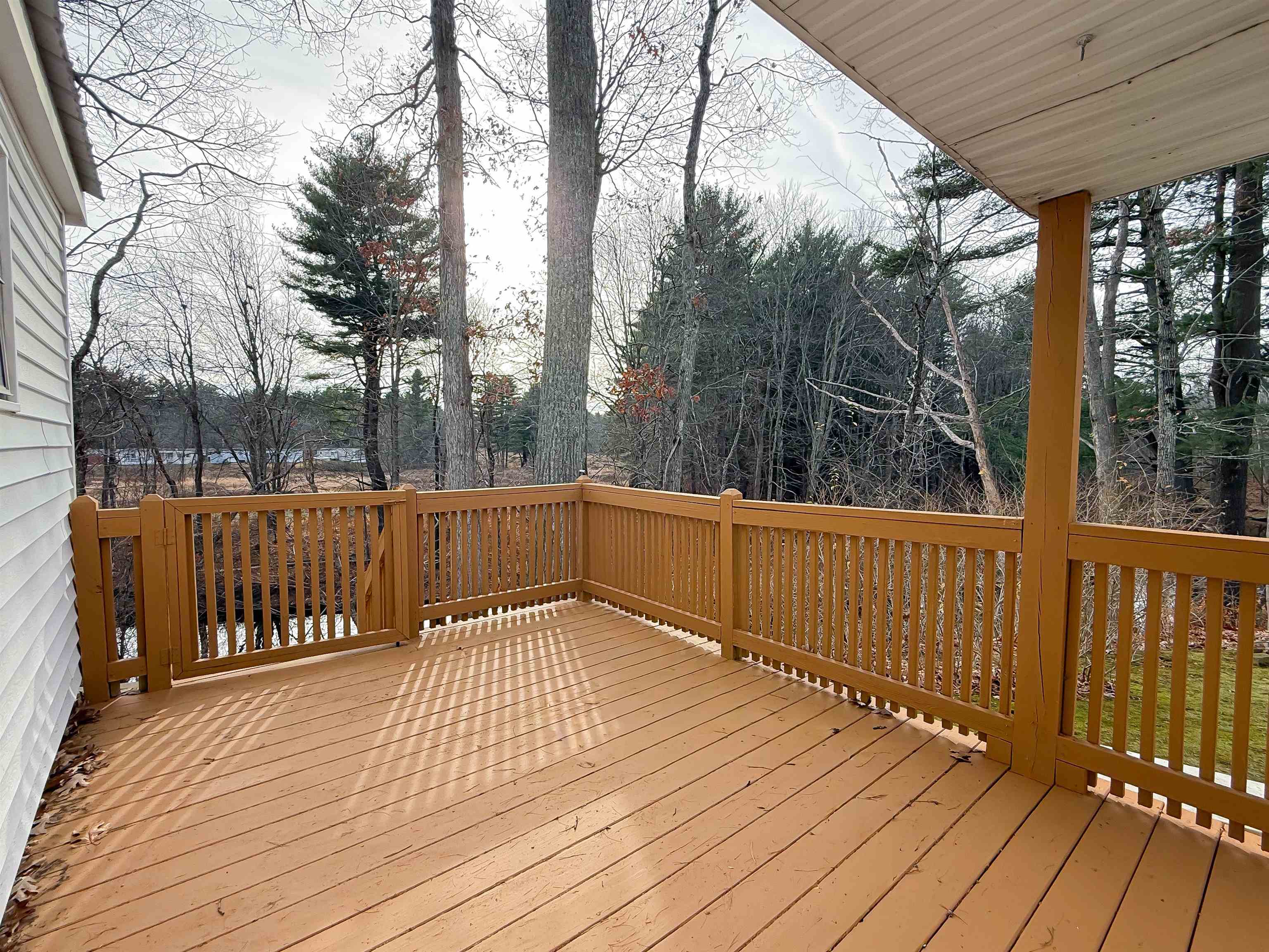 807 Nottingham Dr, Exeter, NH 03833