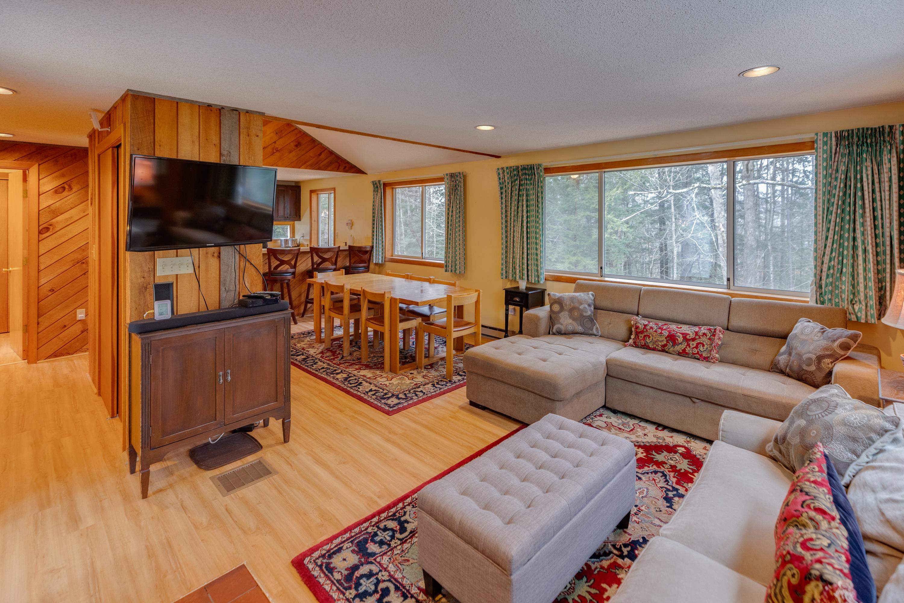 37 Pegwood Hill Rd, Campton, NH 03223