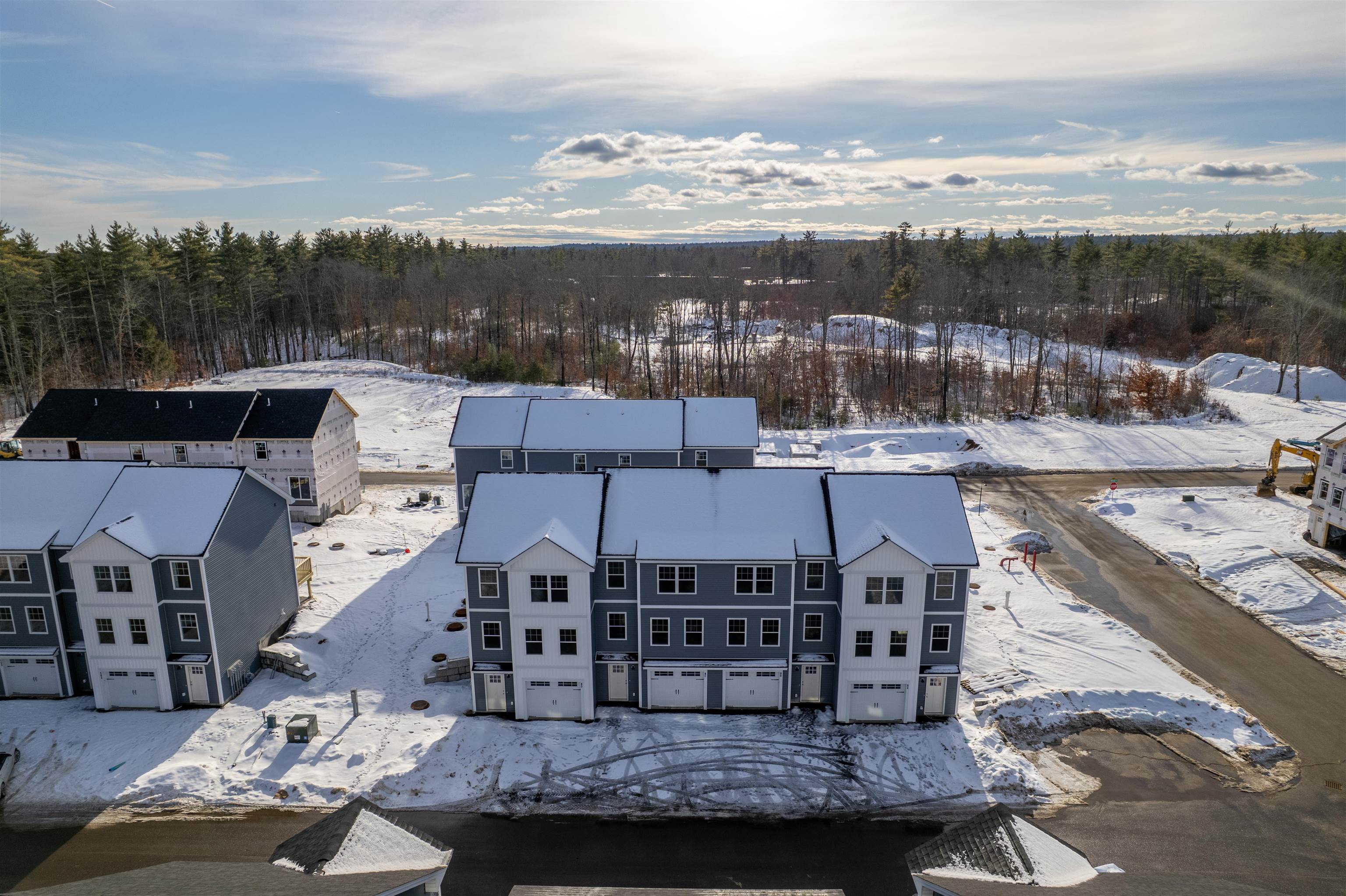 MLS 5070704: 8B The Crossings at Village Center Center, Barrington NH