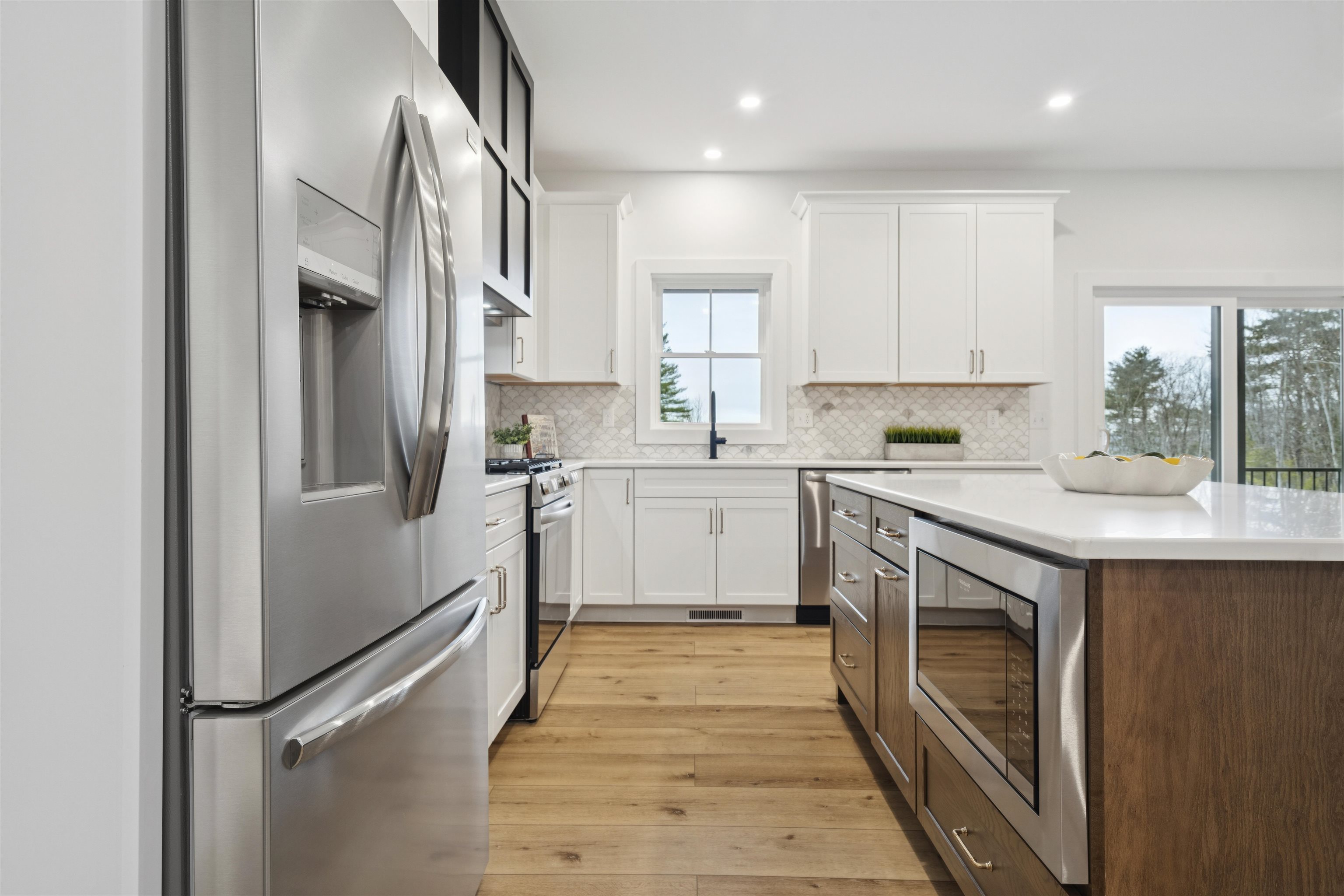 103 Temple Rd, Sharon, NH 03458