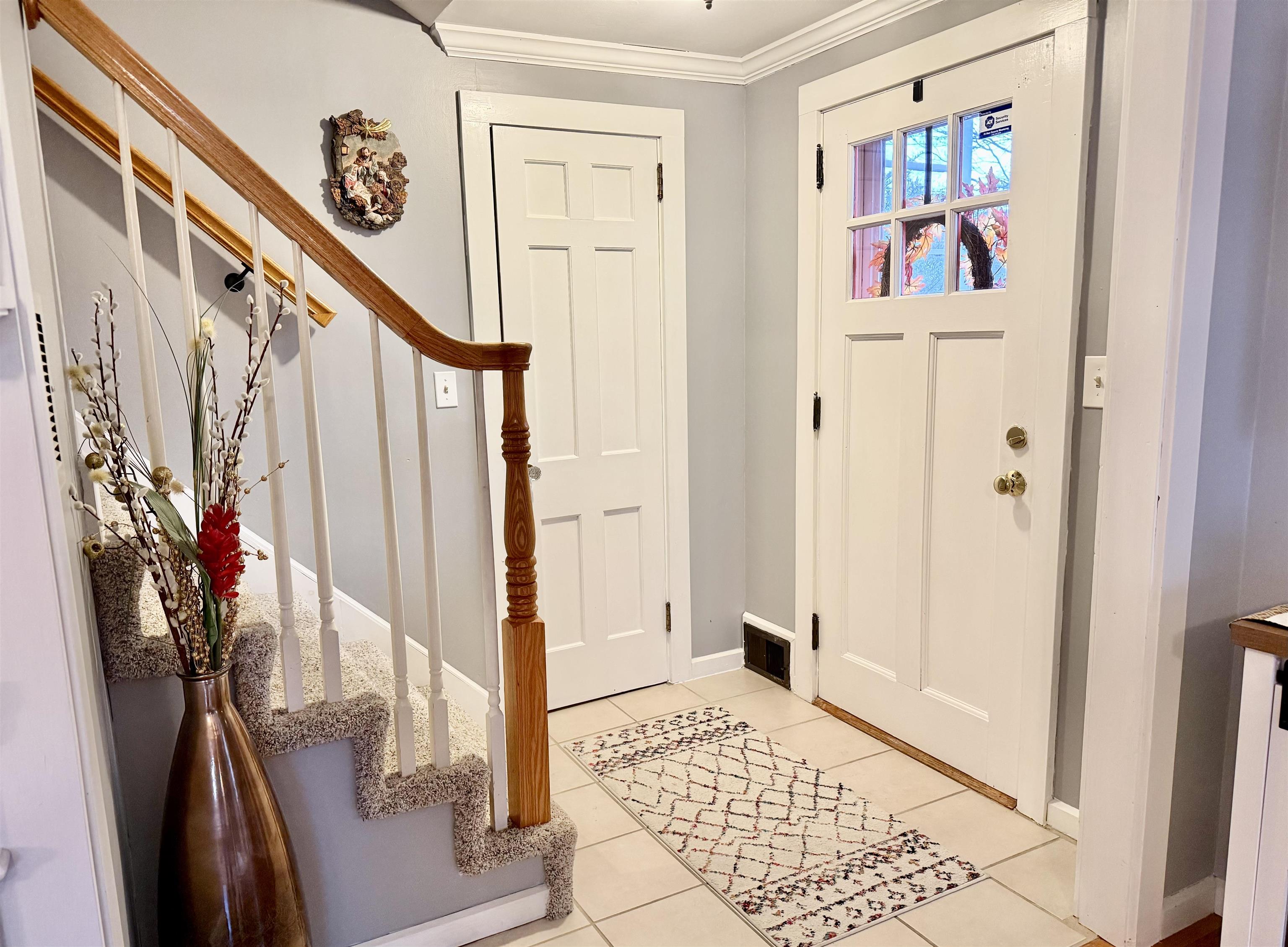 78 Dearborn Ave, Hampton, NH 03842