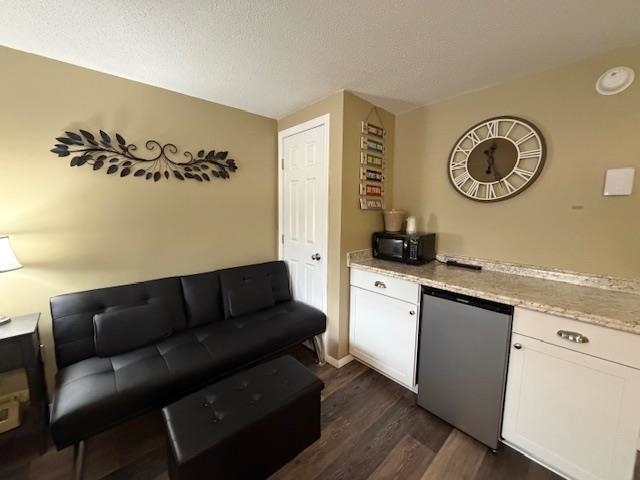 2955 White Mountain Hw, Conway, NH 03860