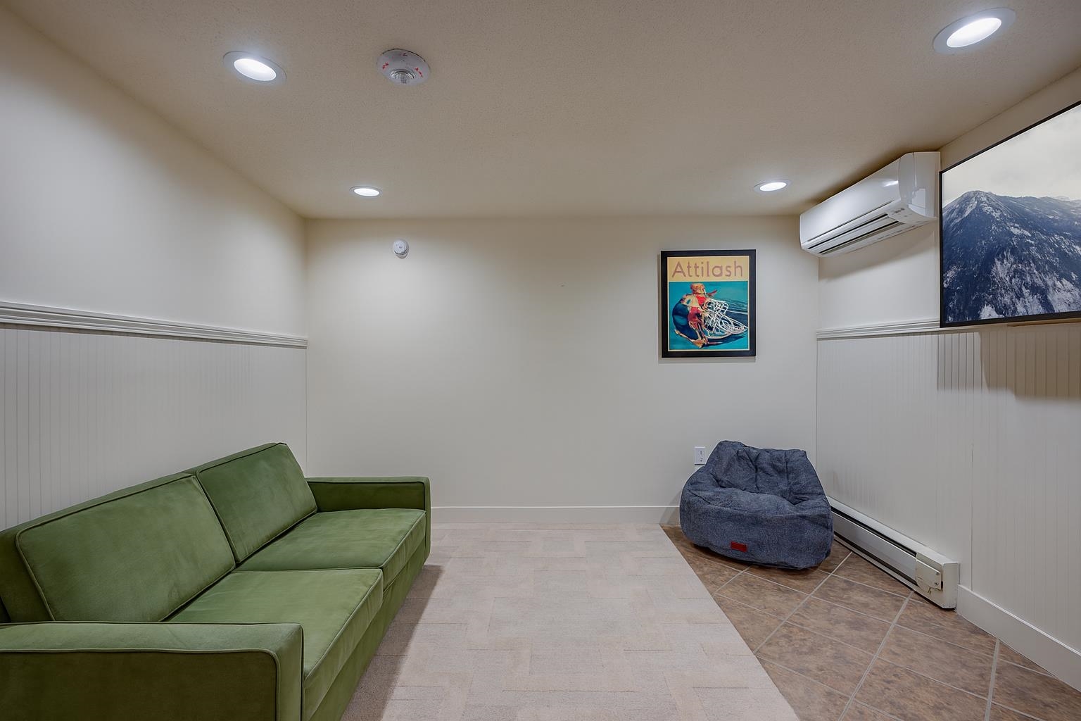 10G River Run Dr, Bartlett, NH 03812