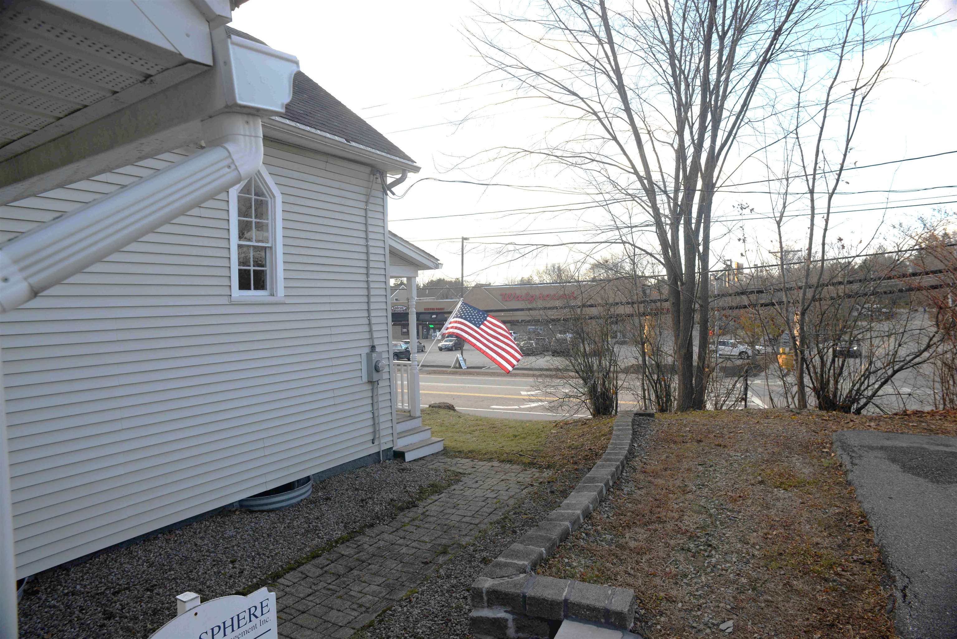 51 Portsmouth Ave, Exeter, NH 03833