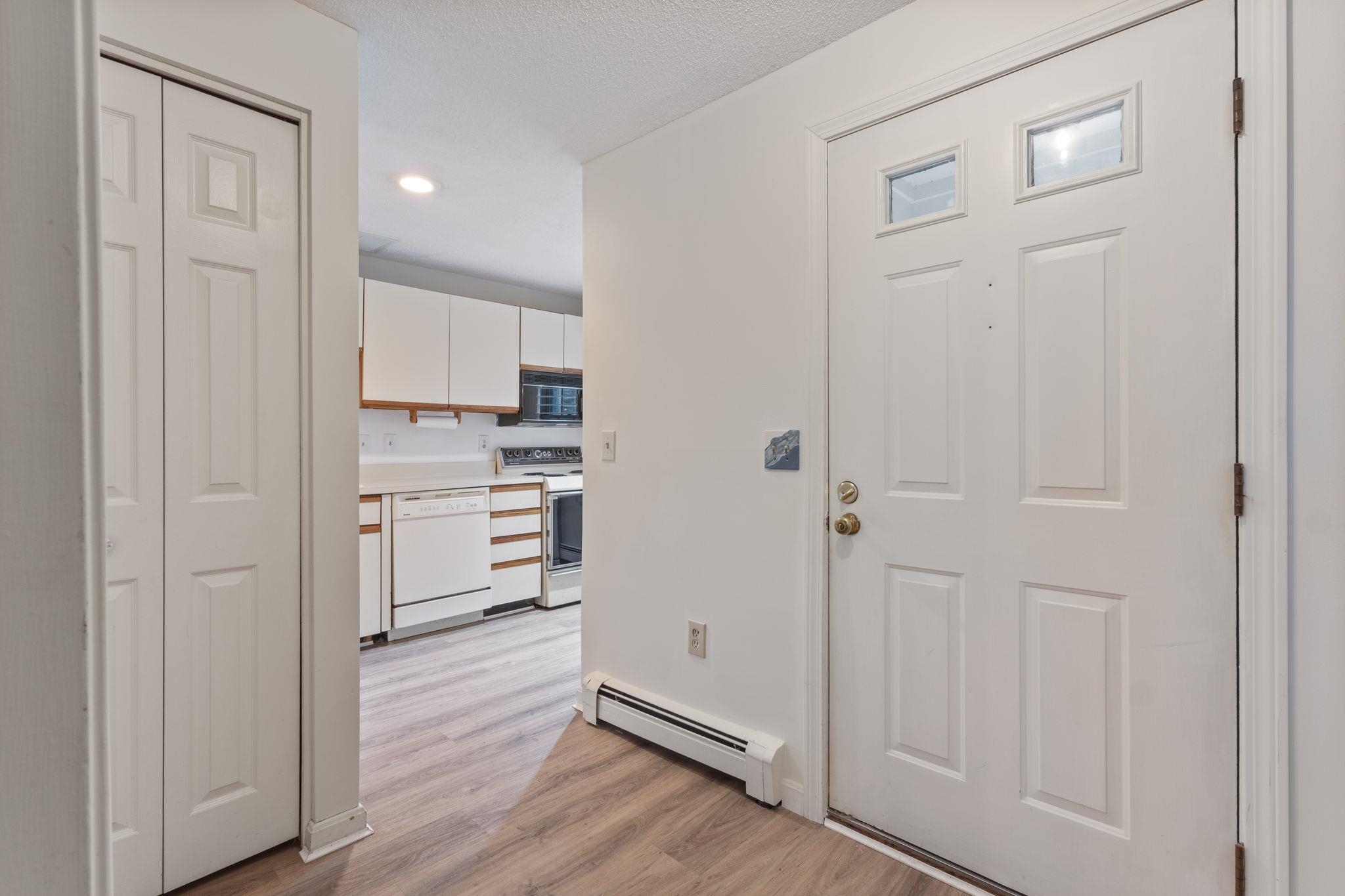 380 Ocean Rd, Portsmouth, NH 03801