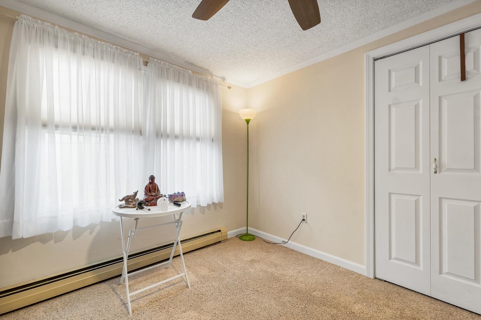 106 Fairview Ave, Conway, NH 03818