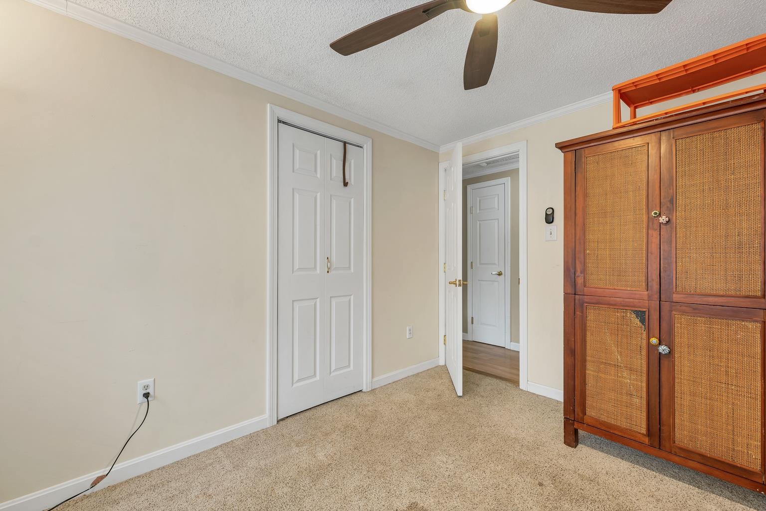 106 Fairview Ave, Conway, NH 03818