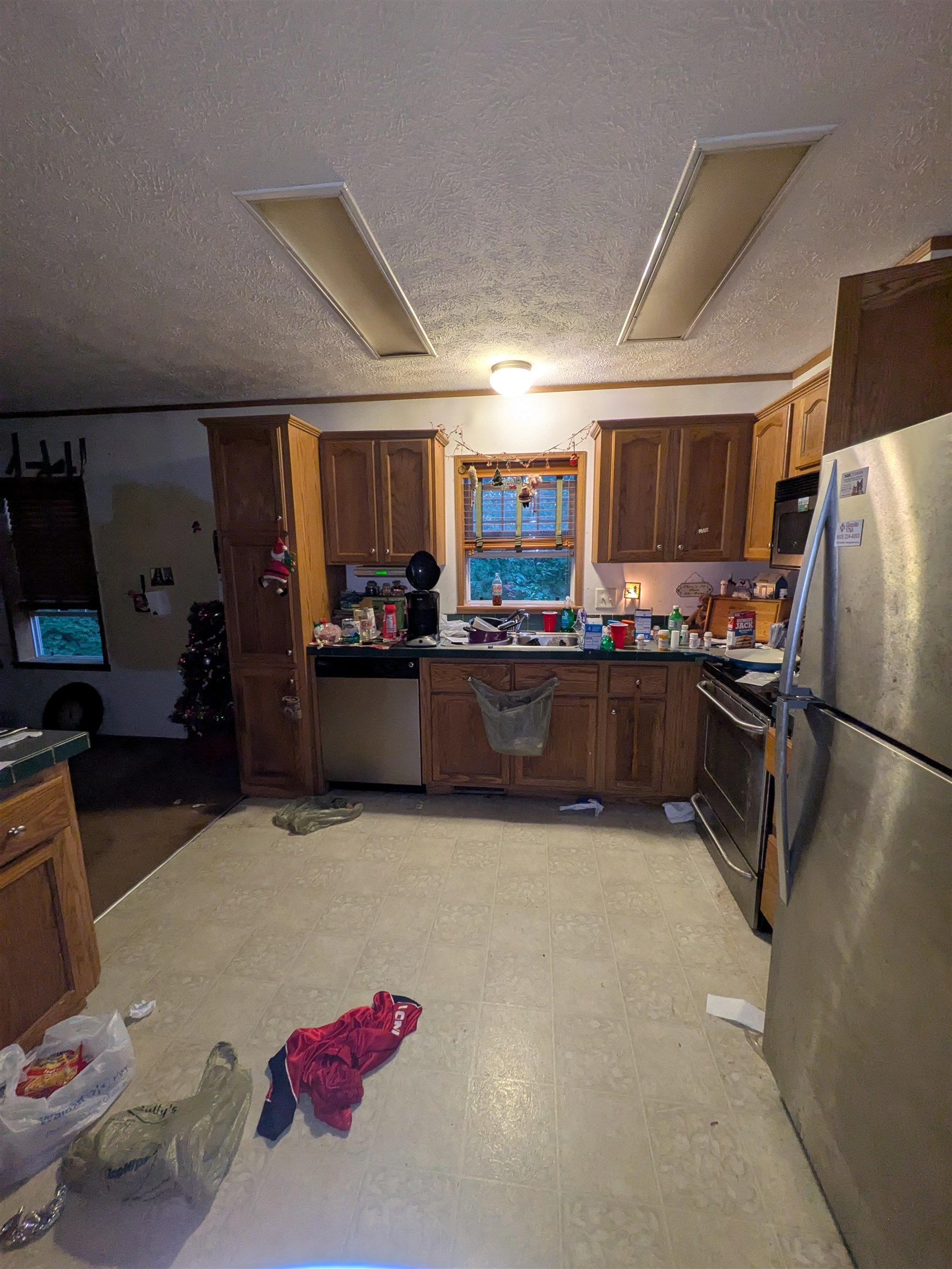 19 Sullivan Dr, Allenstown, NH 03275