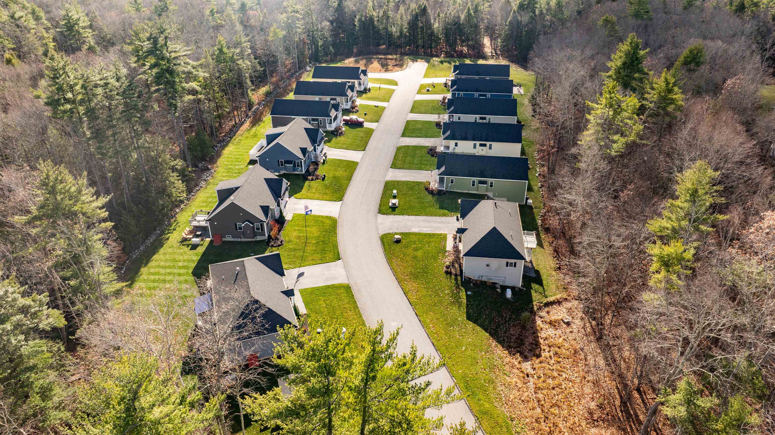 16 Currier Ln, Fremont, NH 03044