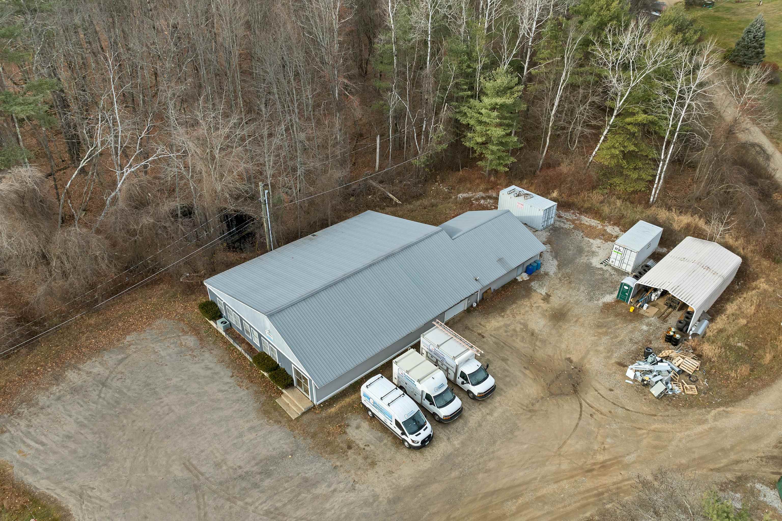 86 Bay Hill Road — photo 1