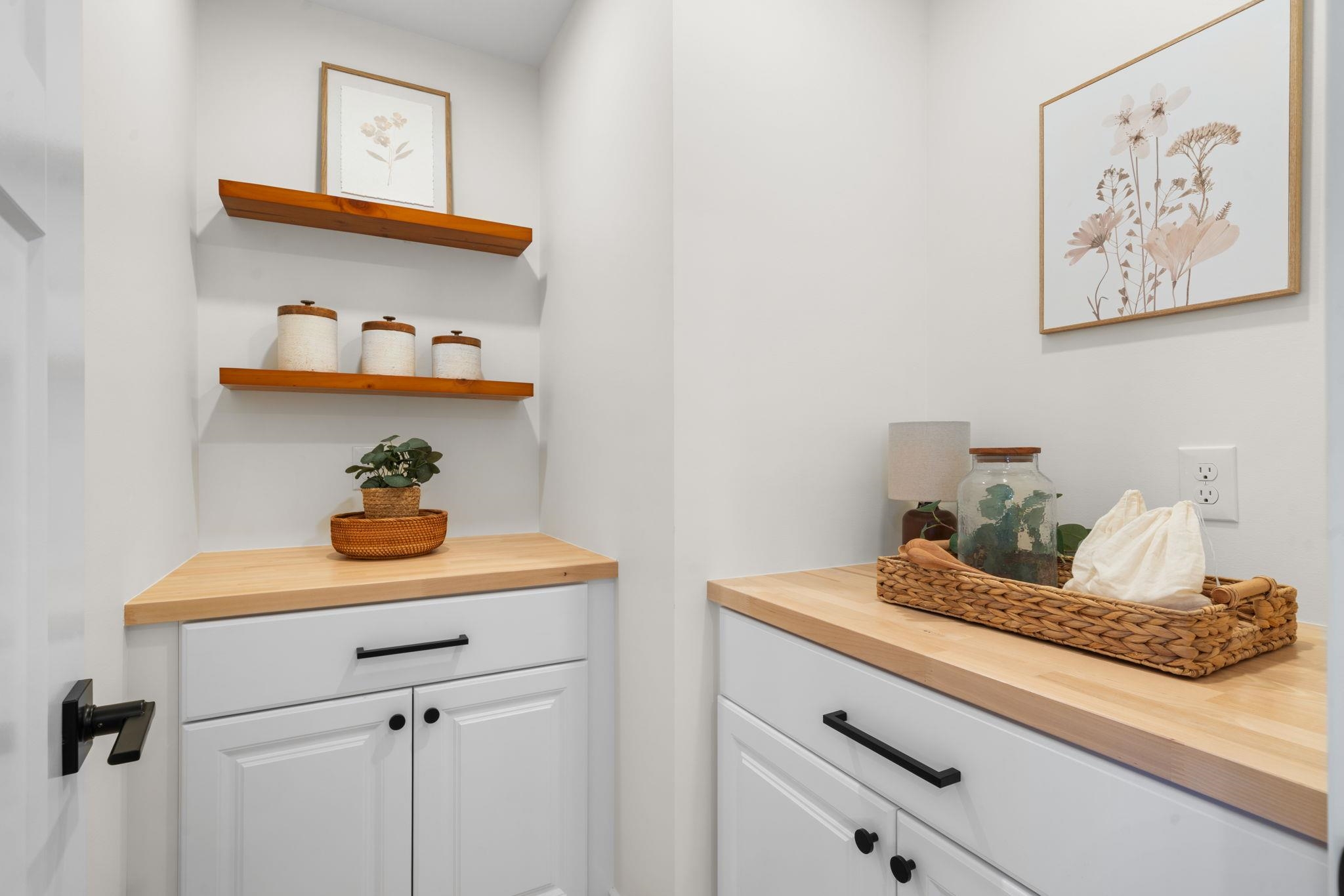 14 B Mohawk Dr, Londonderry, NH 03053